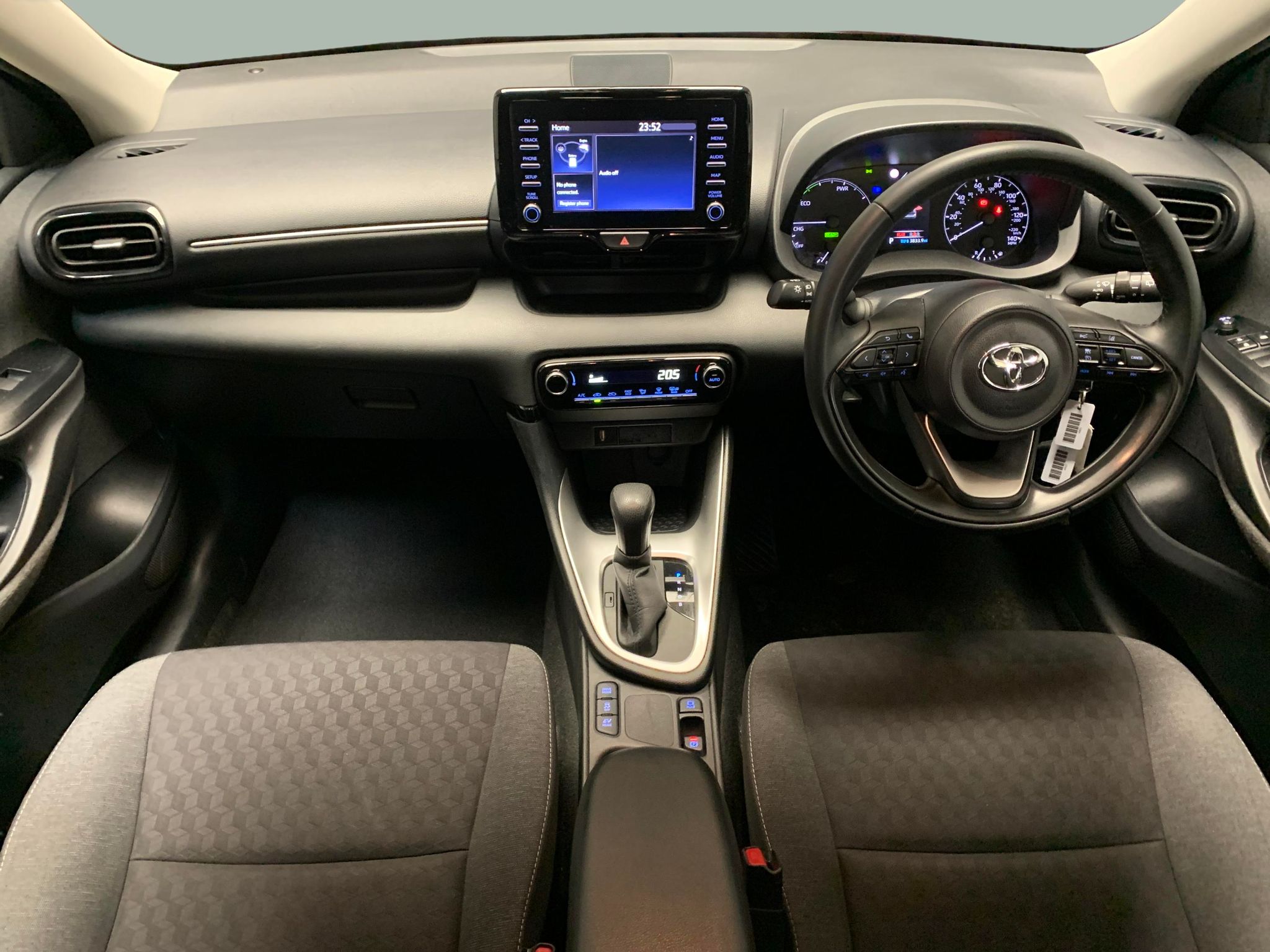 Main listing image - Toyota Yaris