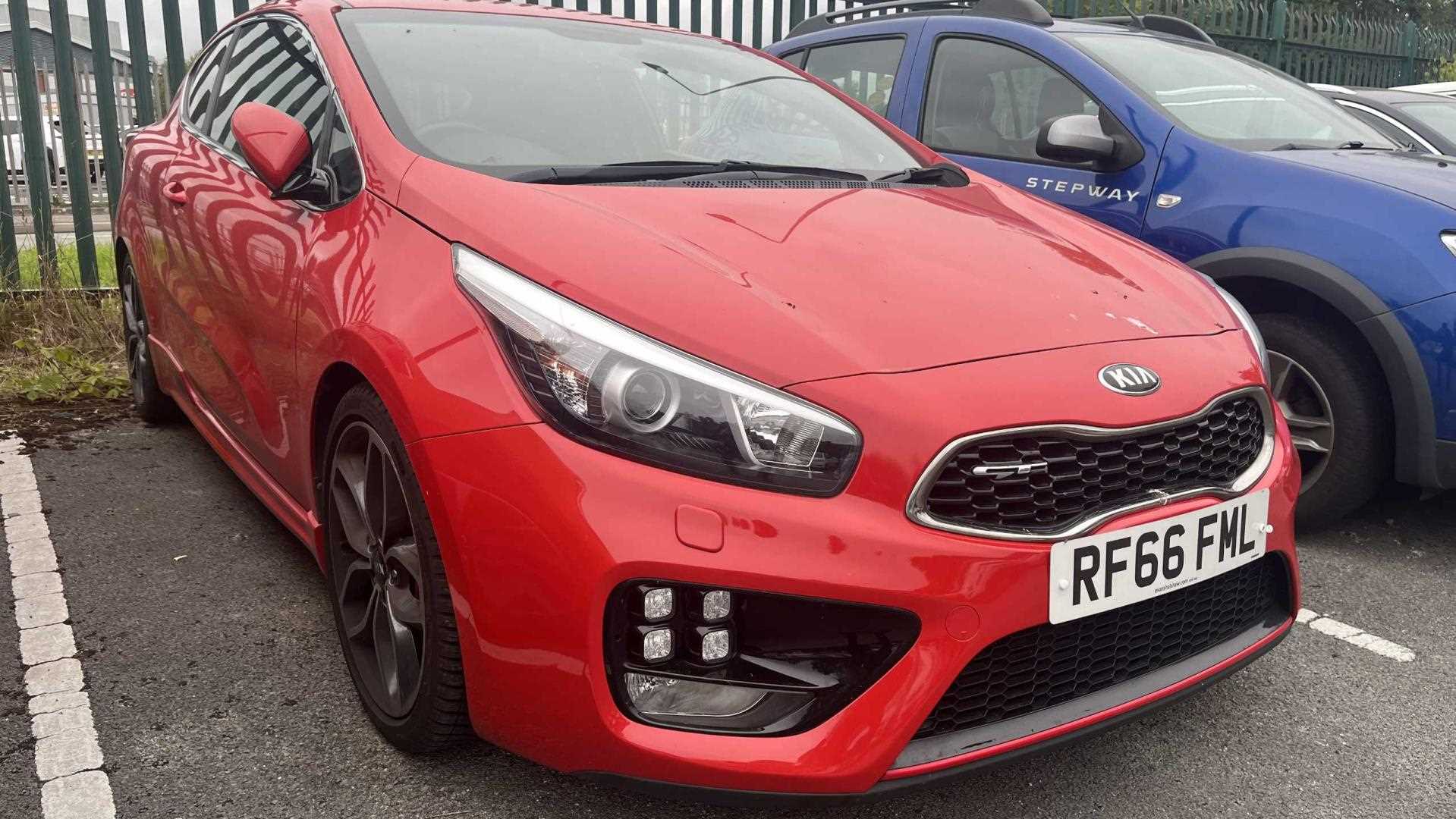Main listing image - Kia ProCeed