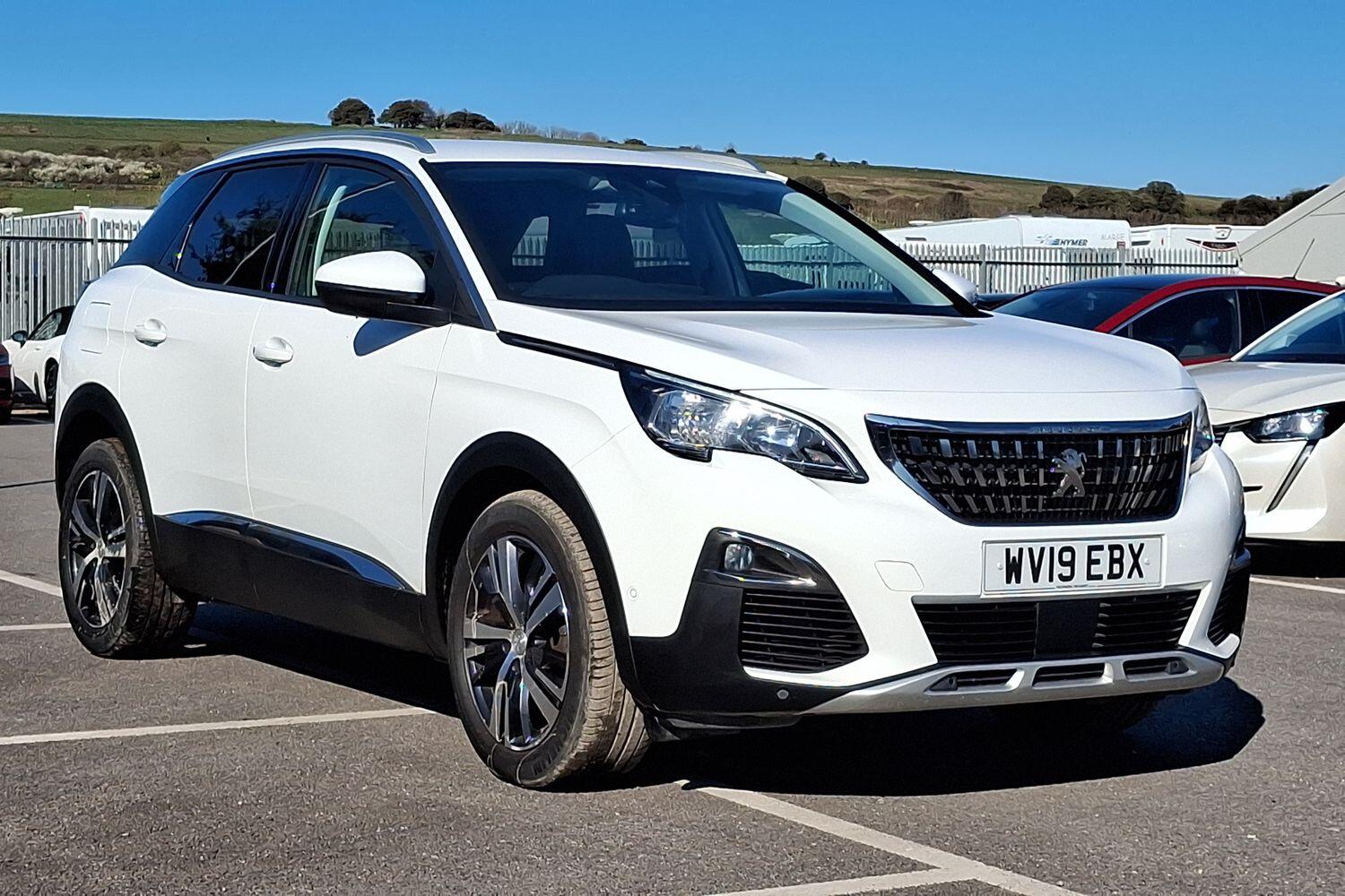 Main listing image - Peugeot 3008