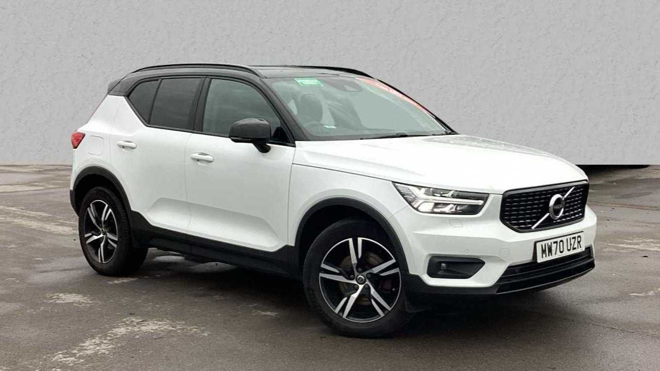 Main listing image - Volvo XC40