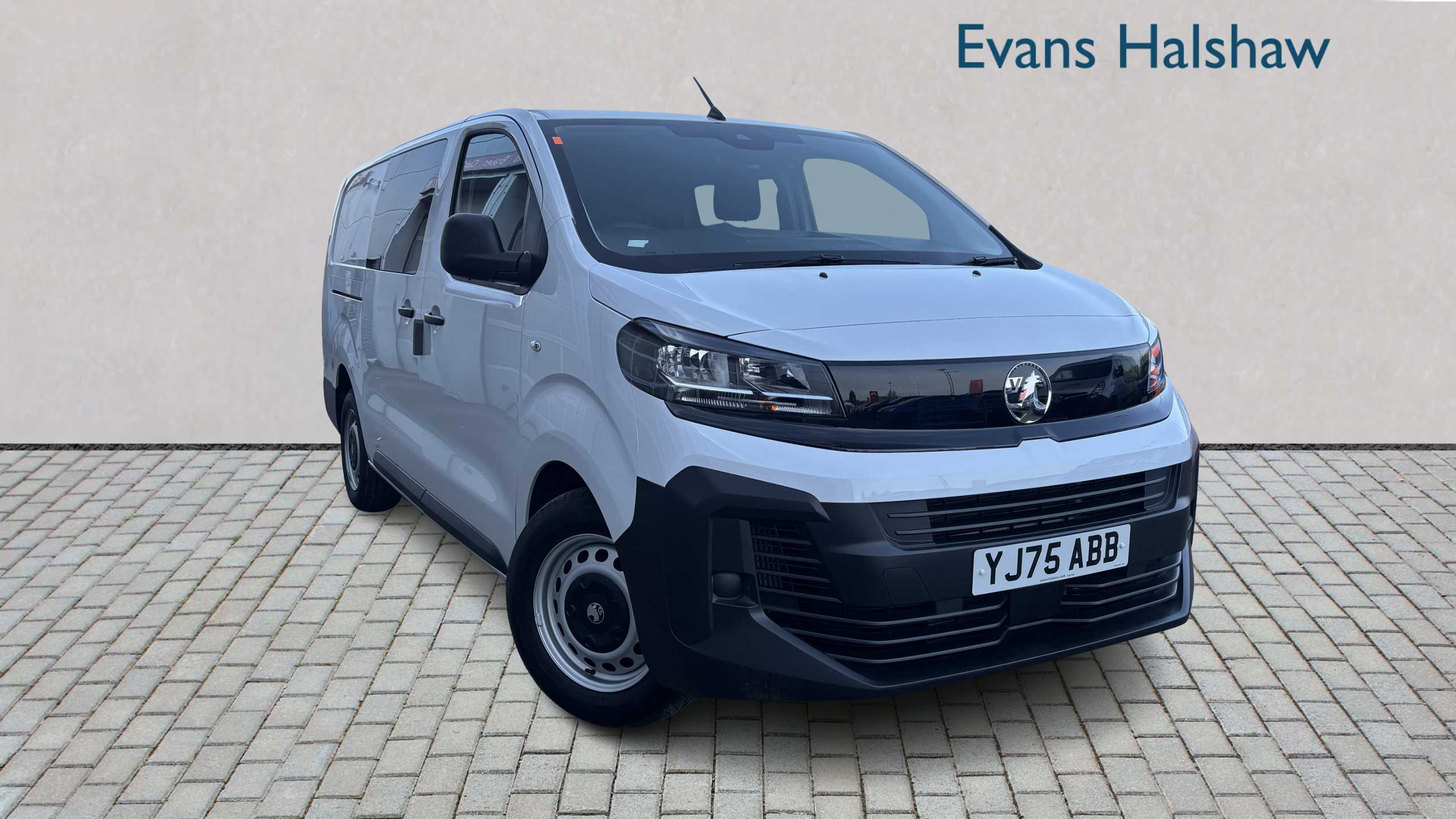 Main listing image - Vauxhall Vivaro