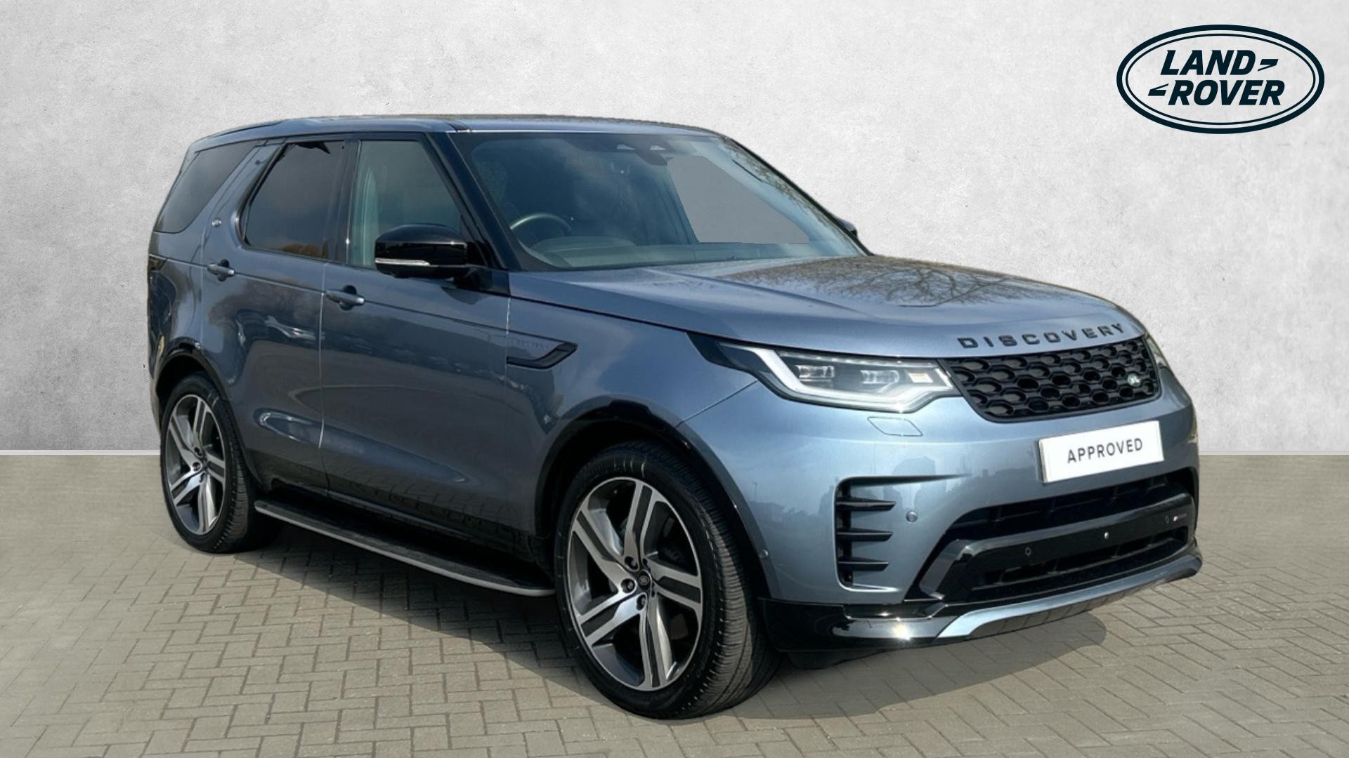 Main listing image - Land Rover Discovery