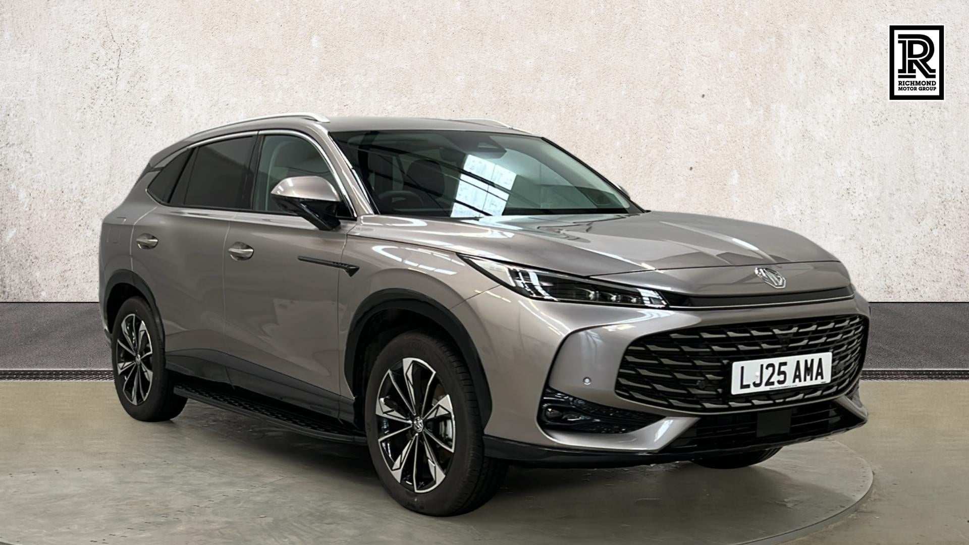 Main listing image - MG HS