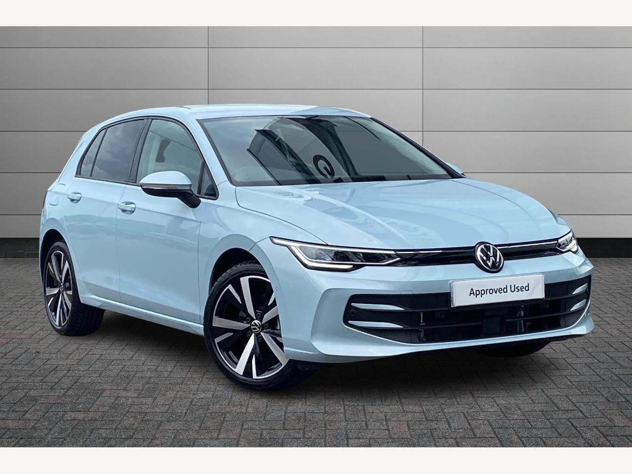 Main listing image - Volkswagen Golf