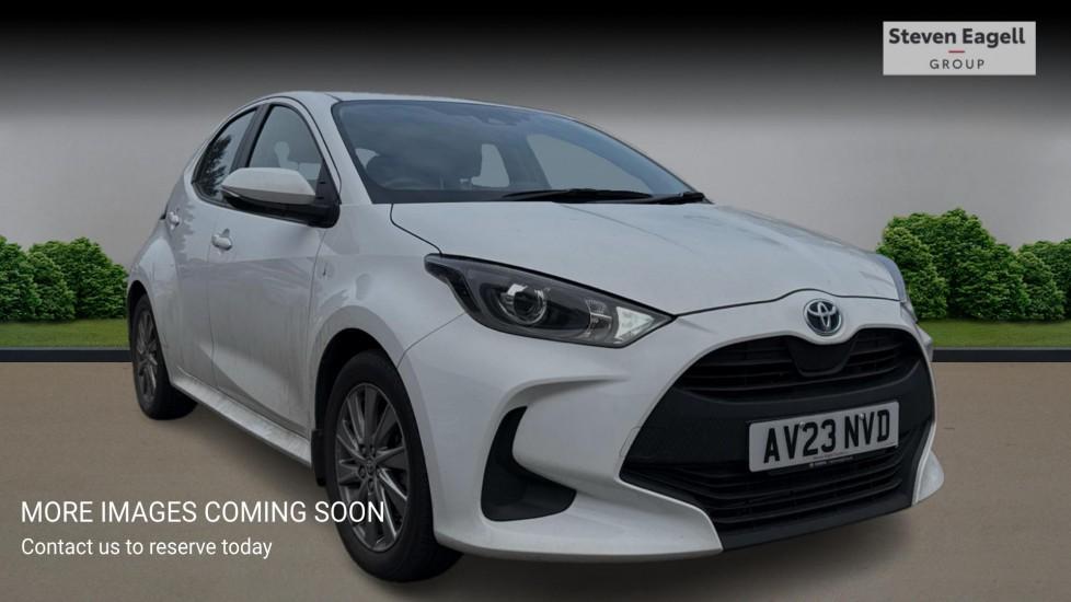 Main listing image - Toyota Yaris