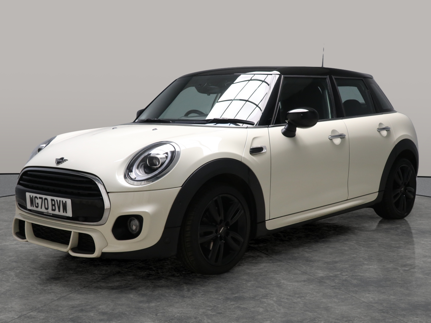 Main listing image - MINI Hatchback 5dr