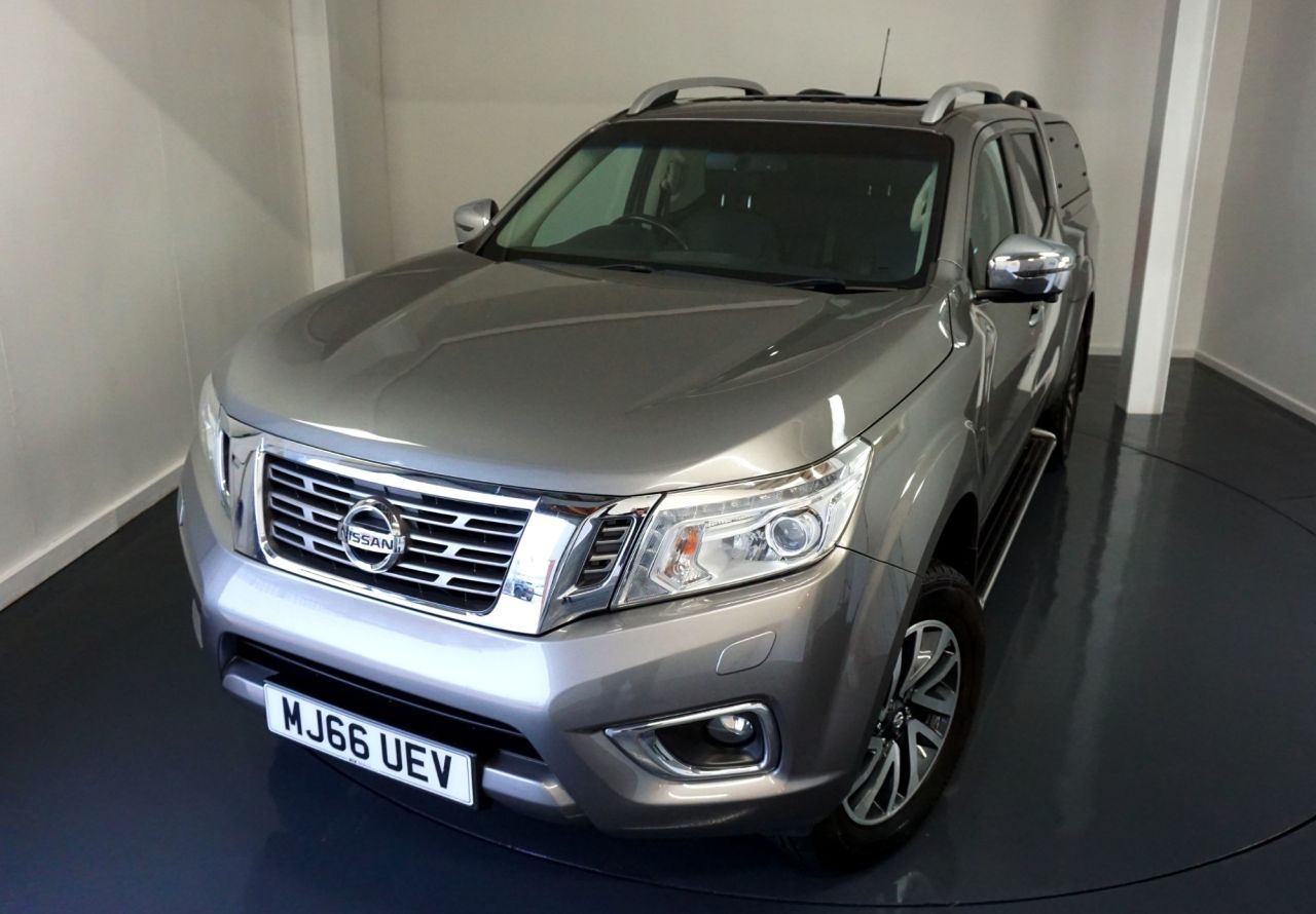 Main listing image - Nissan Navara