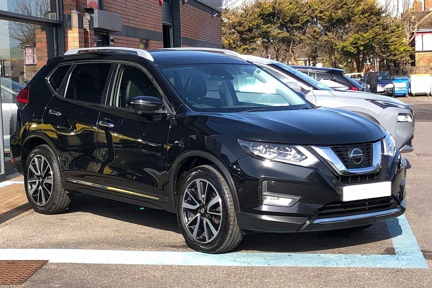 Main listing image - Nissan X-Trail