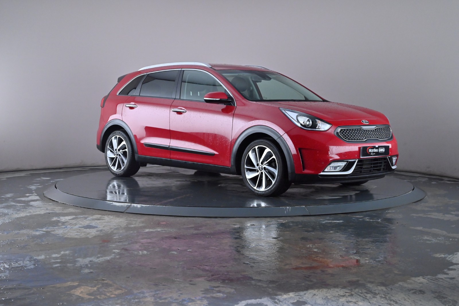 Main listing image - Kia Niro