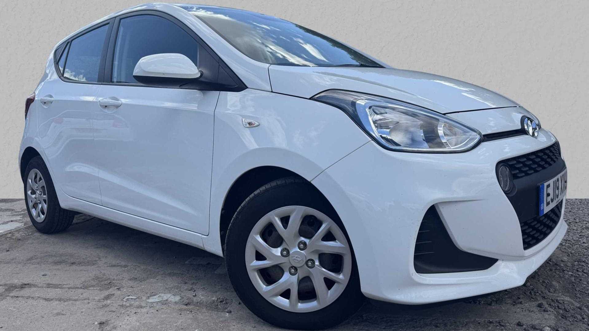 Main listing image - Hyundai i10