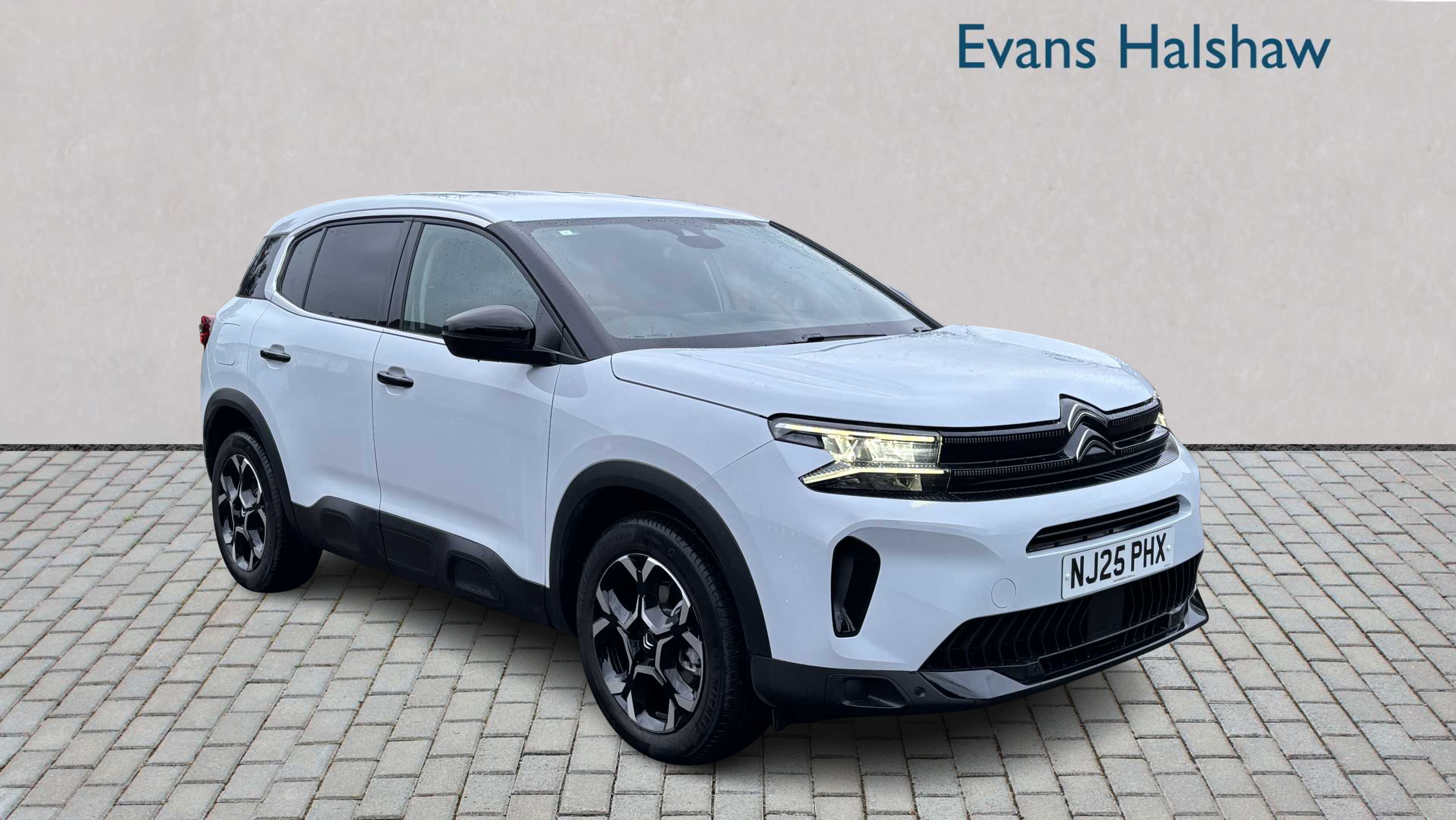 Main listing image - Citroen C5 Aircross