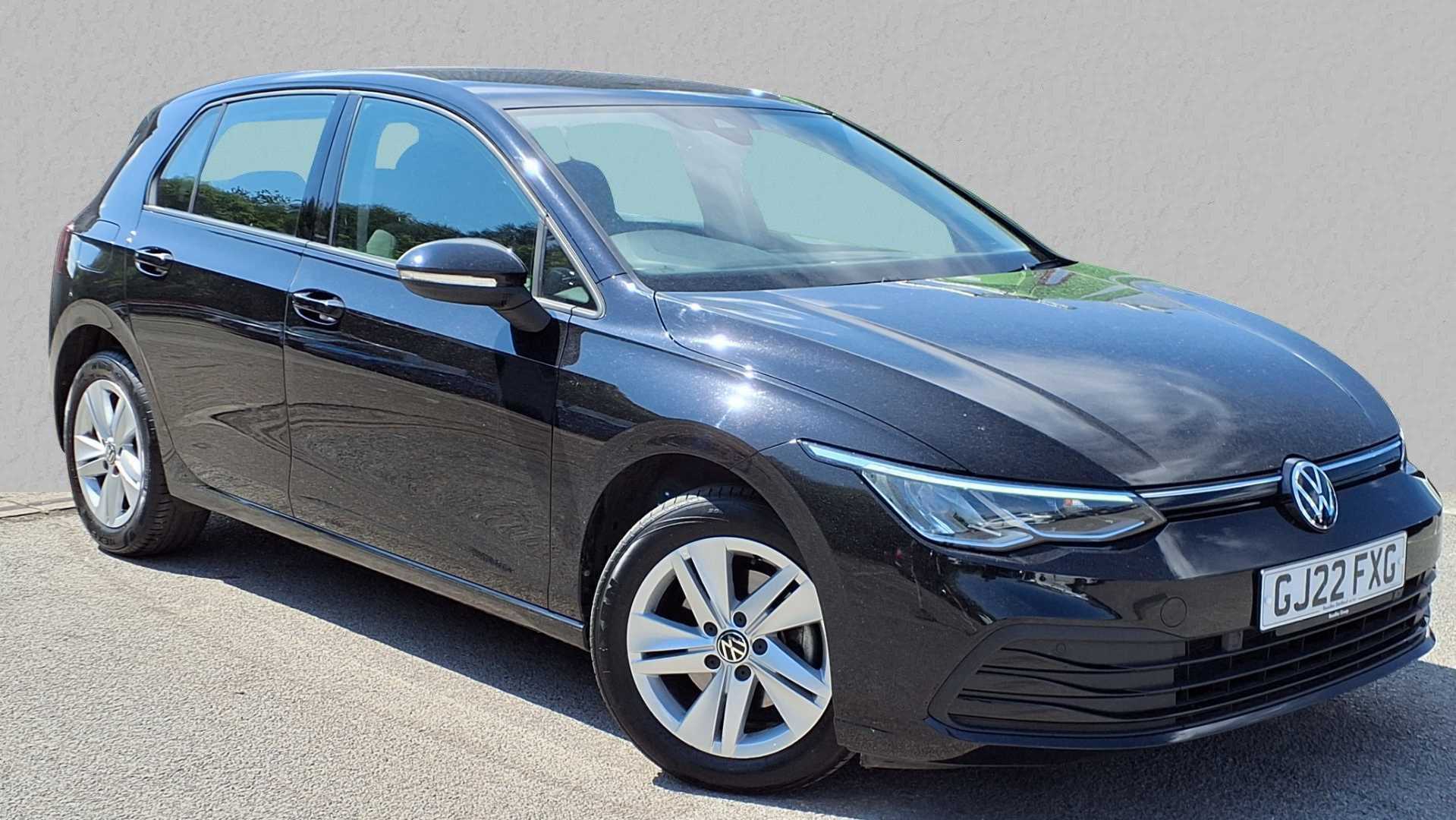 Main listing image - Volkswagen Golf