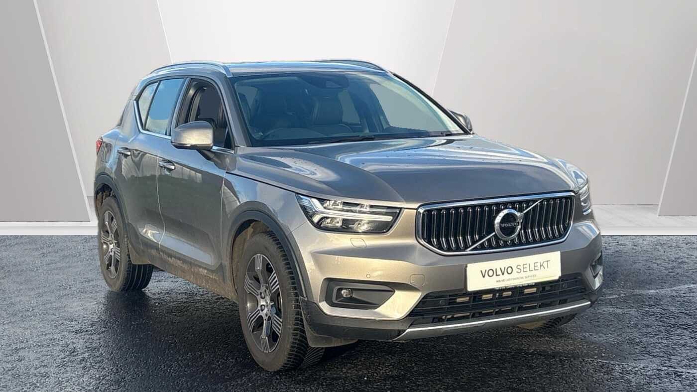 Main listing image - Volvo XC40