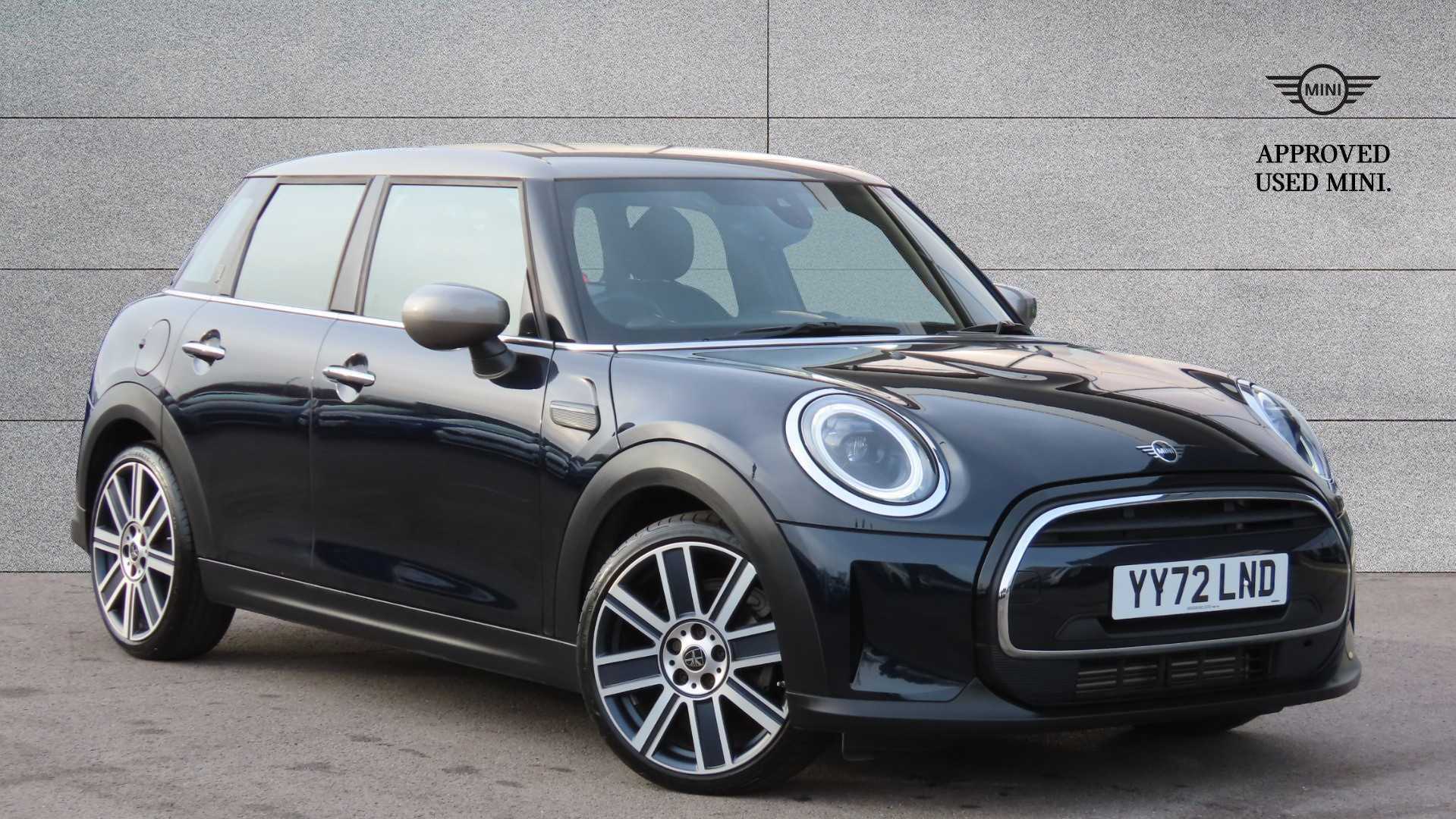 Main listing image - MINI Hatchback 5dr