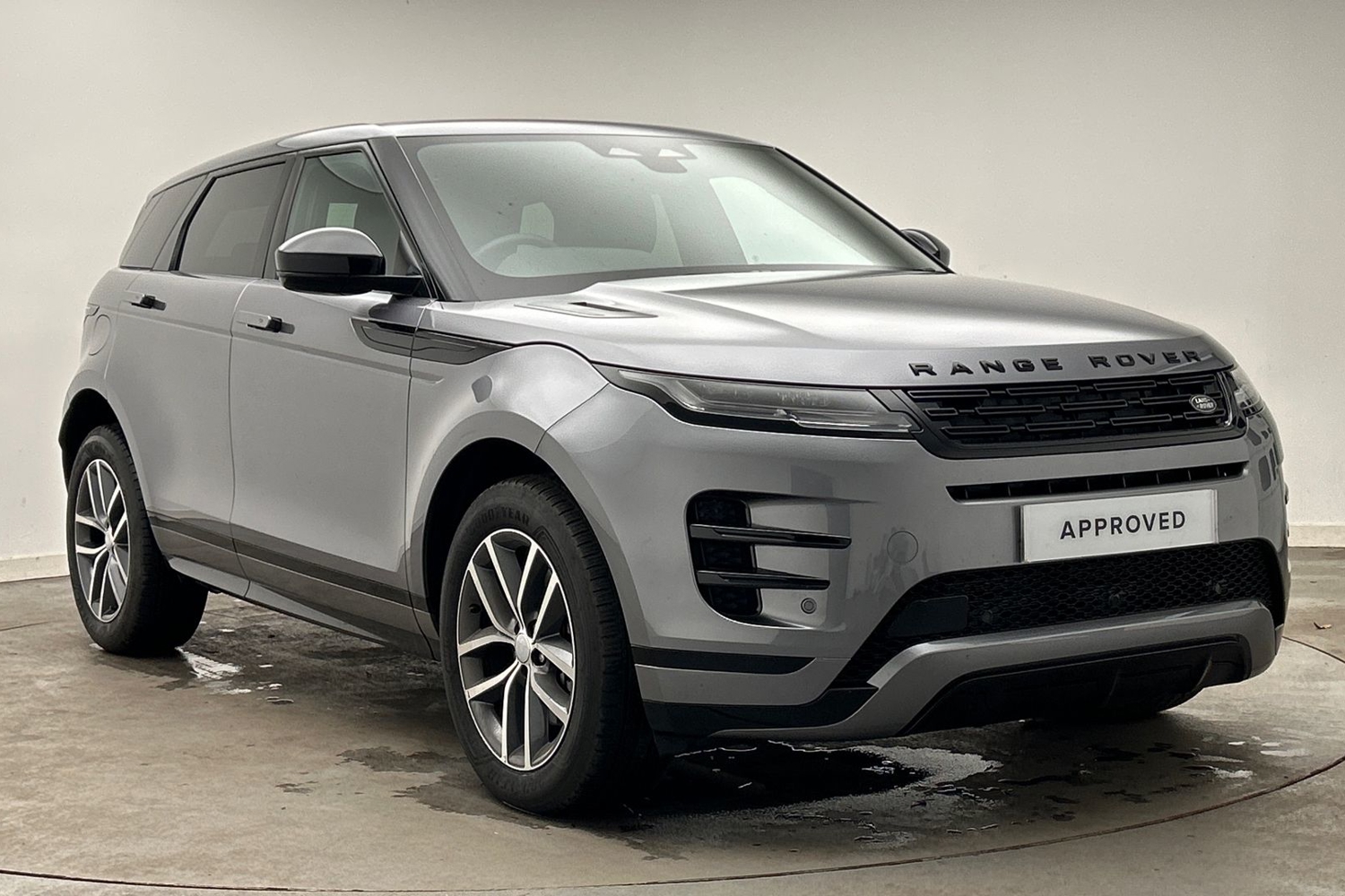 Main listing image - Land Rover Range Rover Evoque