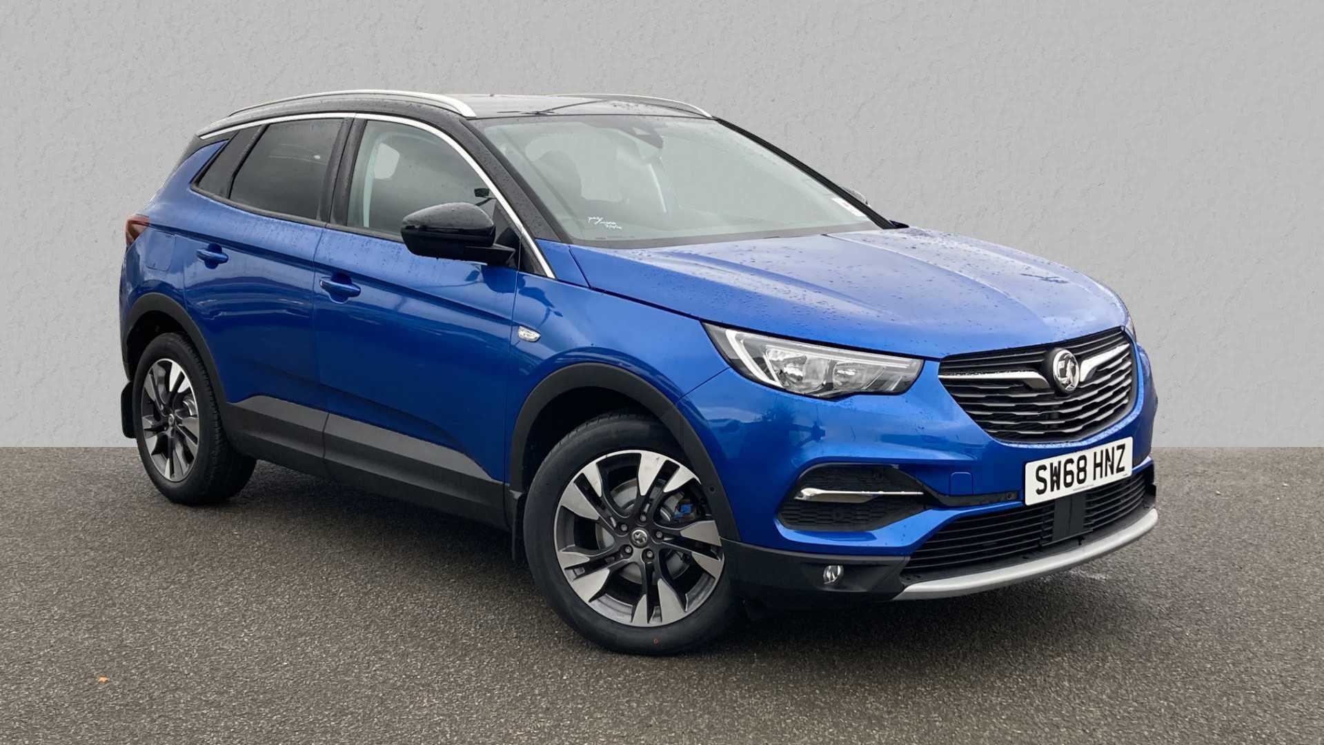 Main listing image - Vauxhall Grandland X