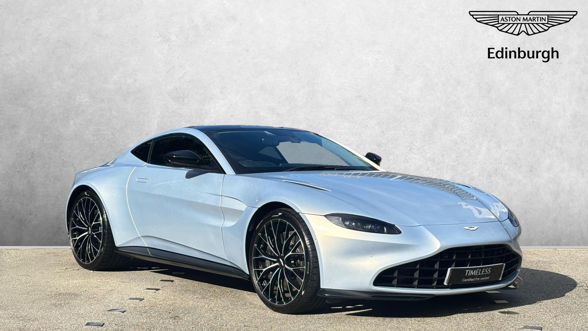 Main listing image - Aston Martin Vantage