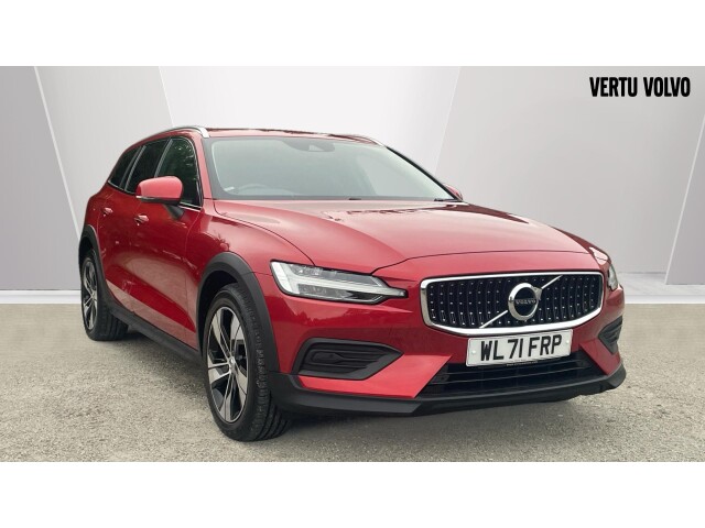 Main listing image - Volvo V60 Cross Country