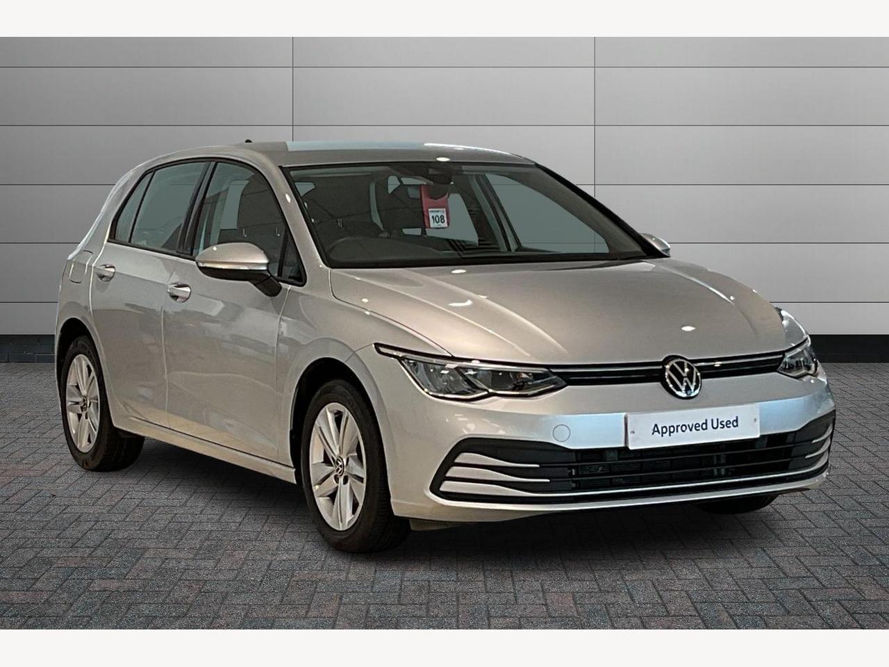 Main listing image - Volkswagen Golf