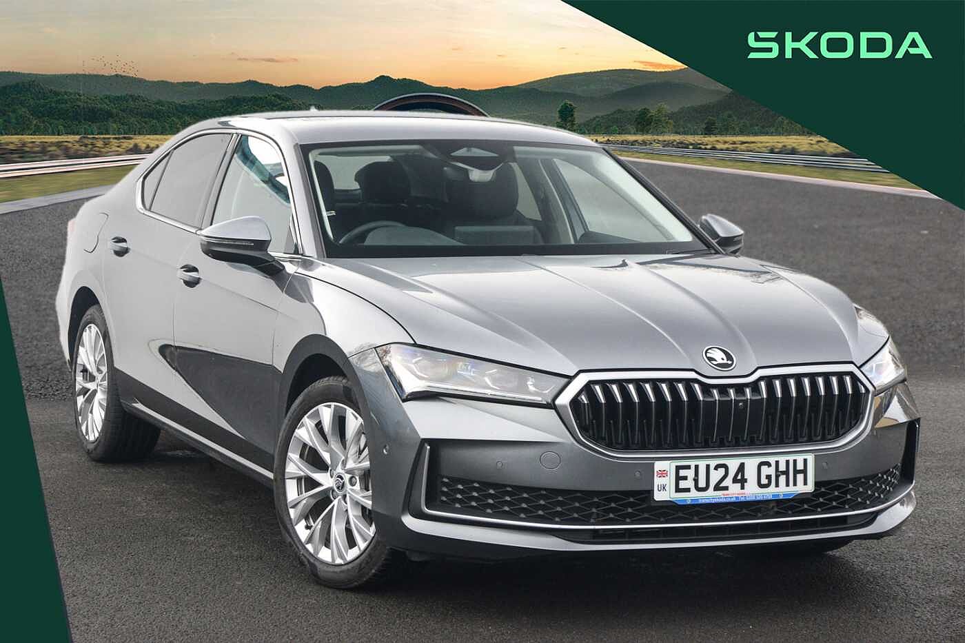 Main listing image - Skoda Superb