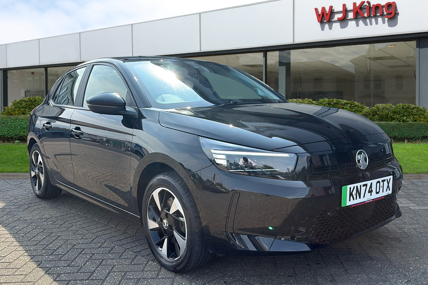 Main listing image - Vauxhall Corsa
