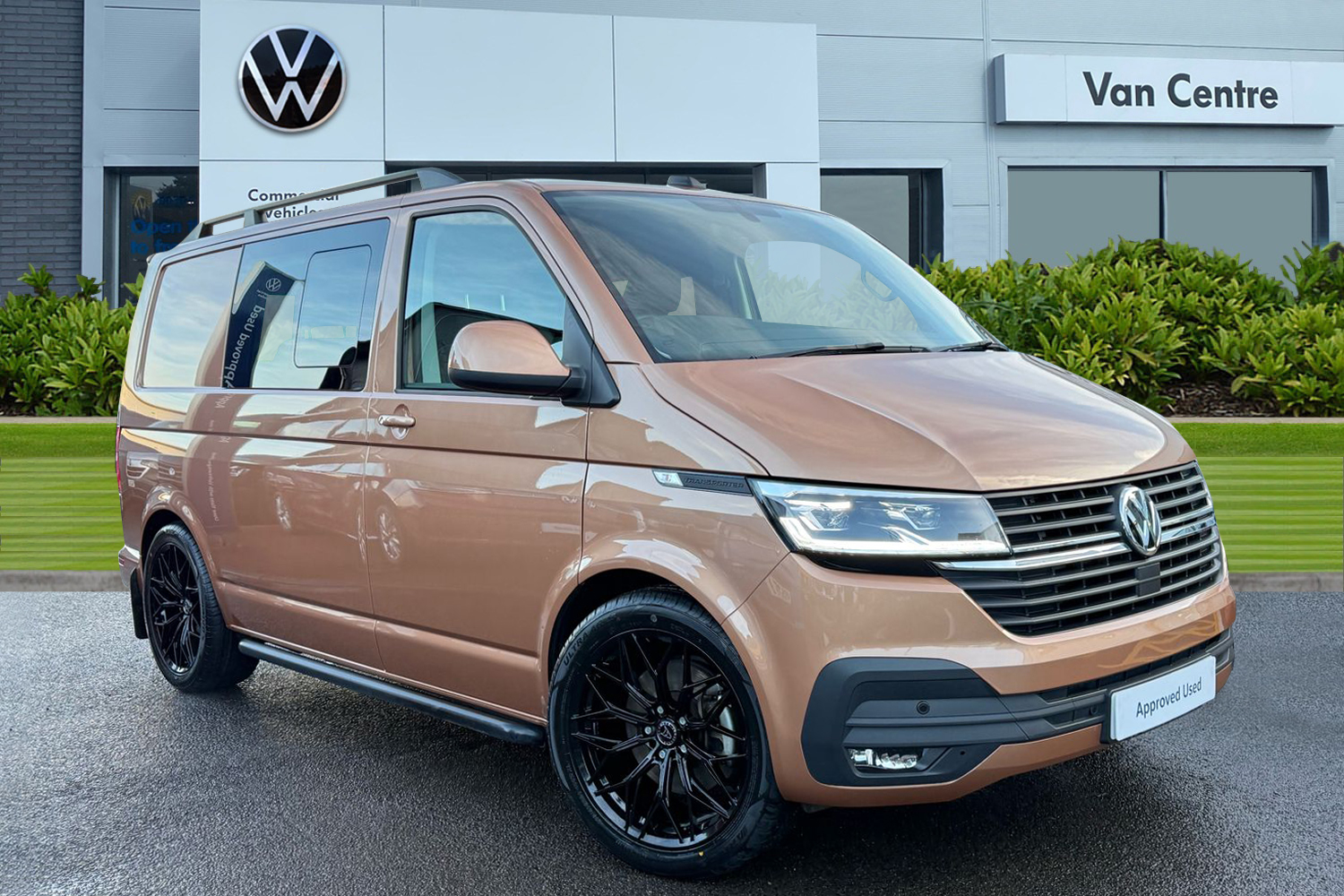 Main listing image - Volkswagen Transporter