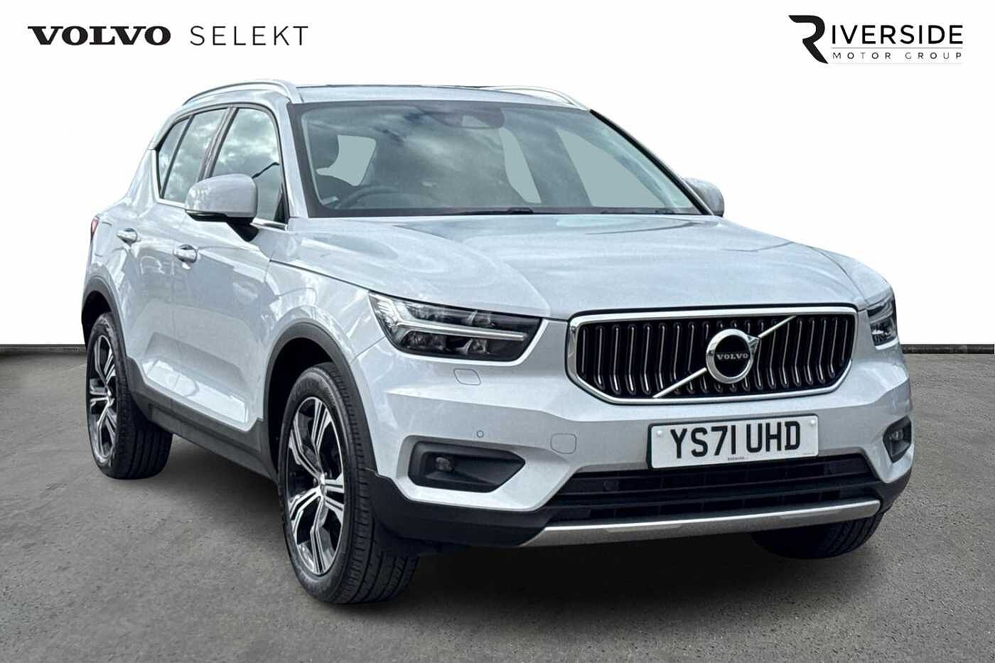 Main listing image - Volvo XC40