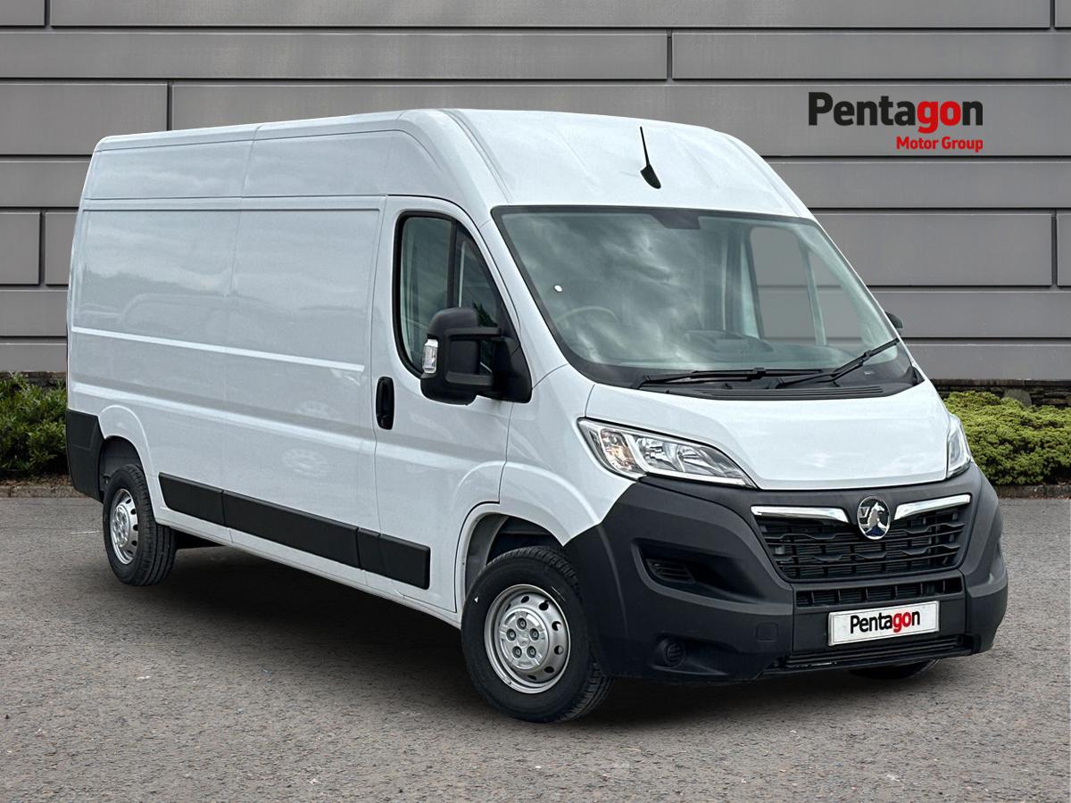 Main listing image - Vauxhall Movano