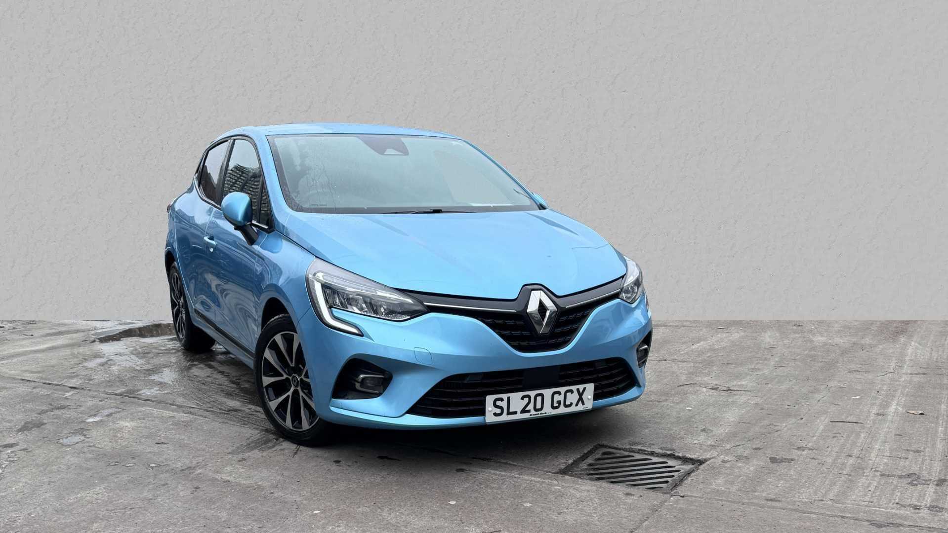 Main listing image - Renault Clio