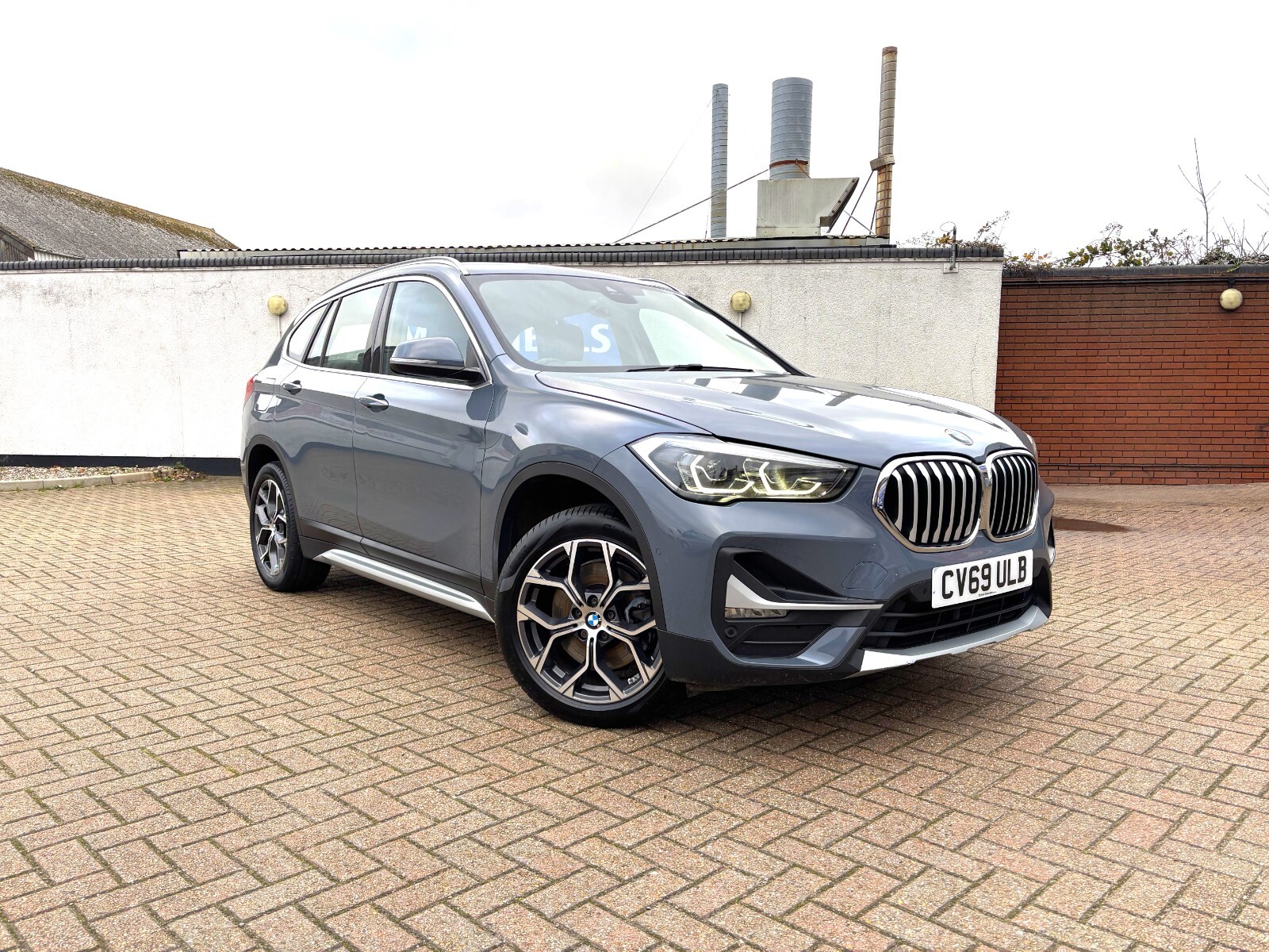 Main listing image - BMW X1