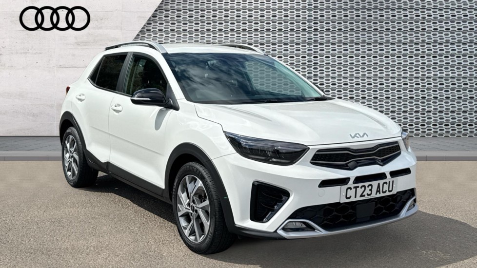 Main listing image - Kia Stonic