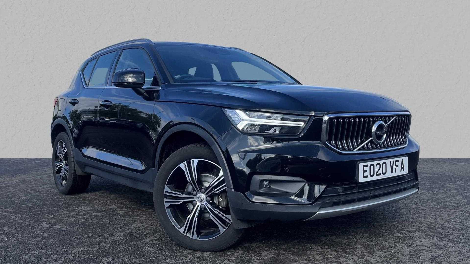 Main listing image - Volvo XC40