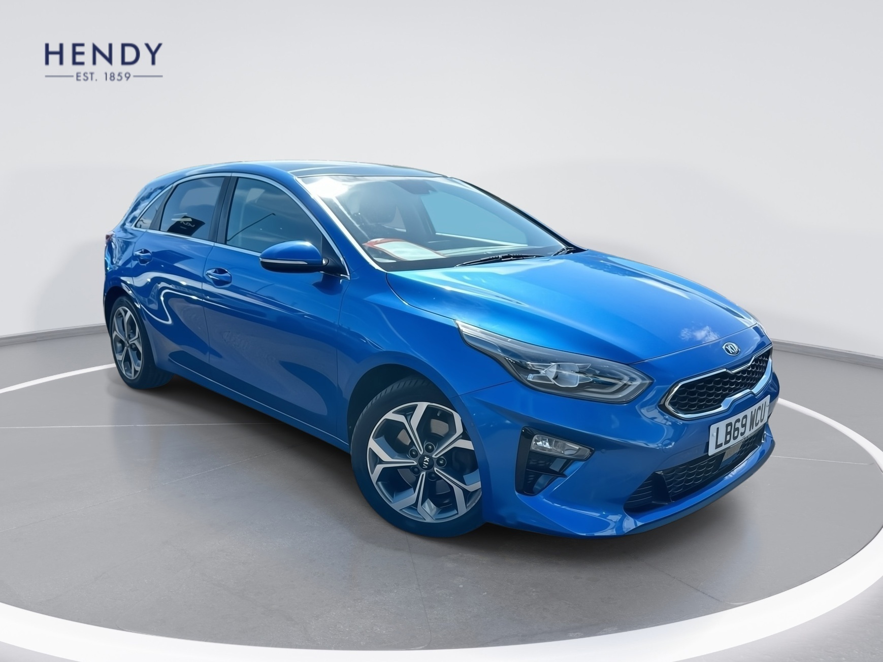 Main listing image - Kia Ceed