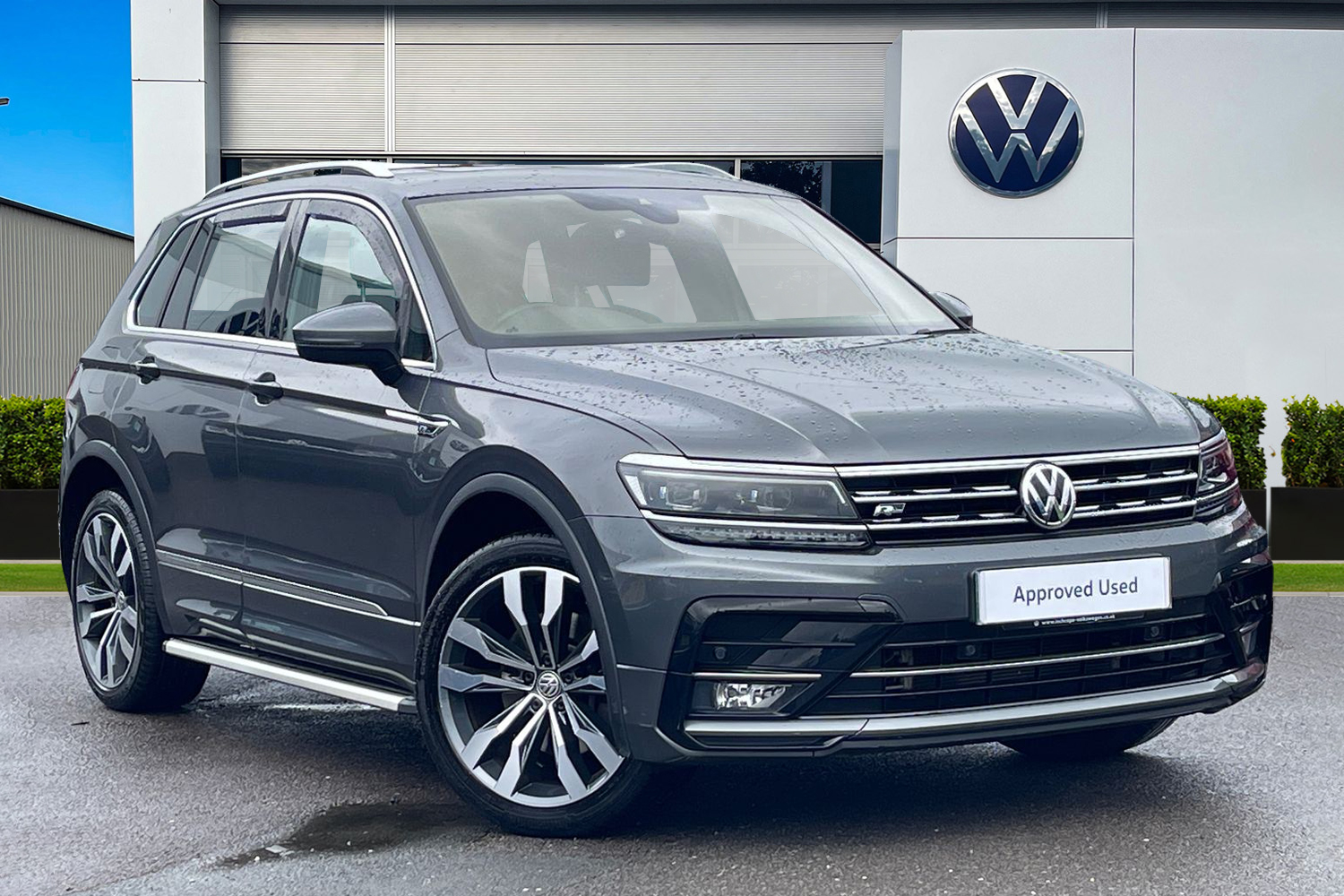 Main listing image - Volkswagen Tiguan