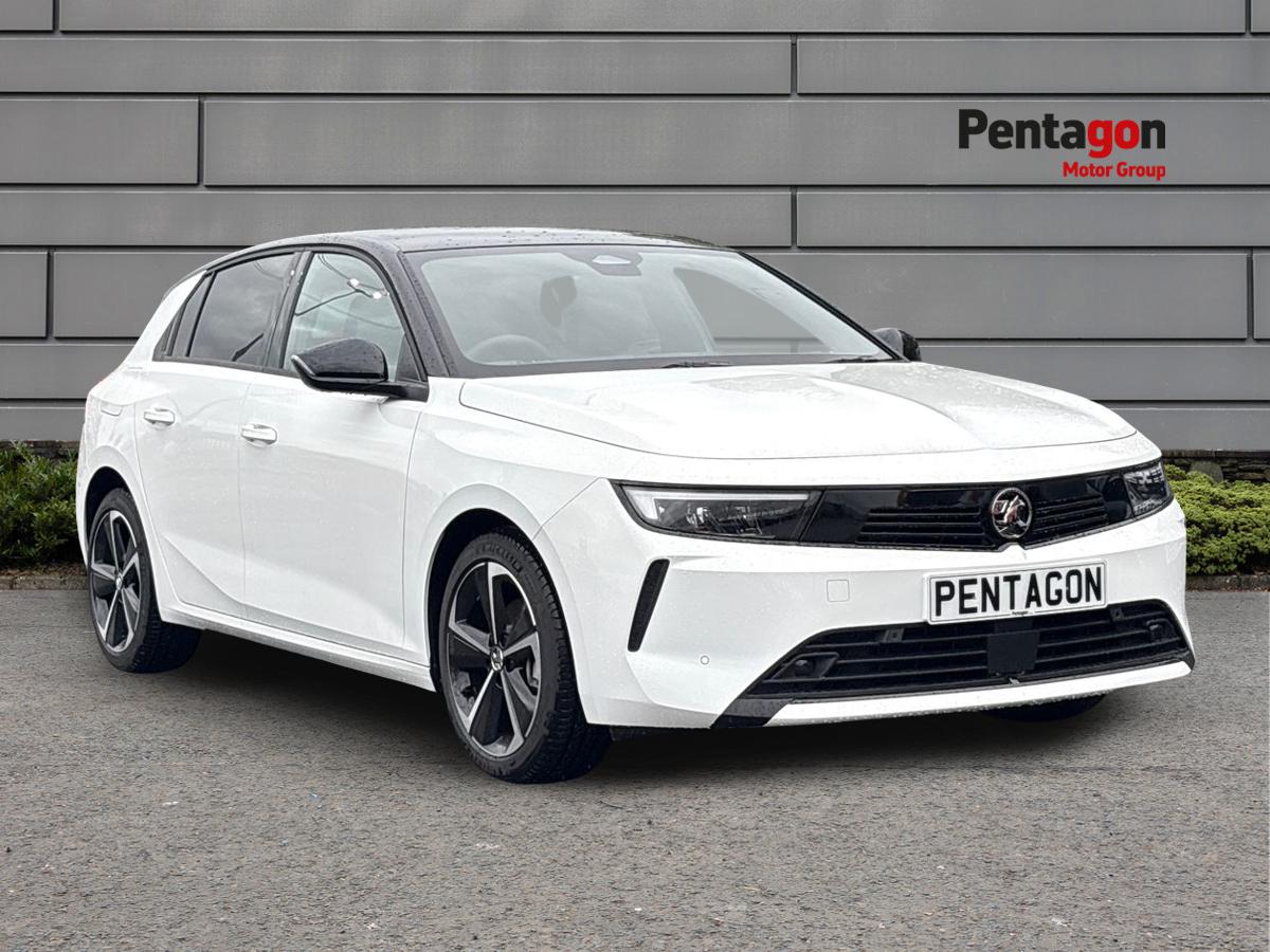 Main listing image - Vauxhall Astra