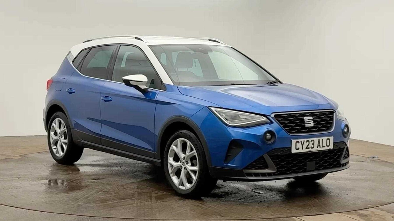 Main listing image - SEAT Arona