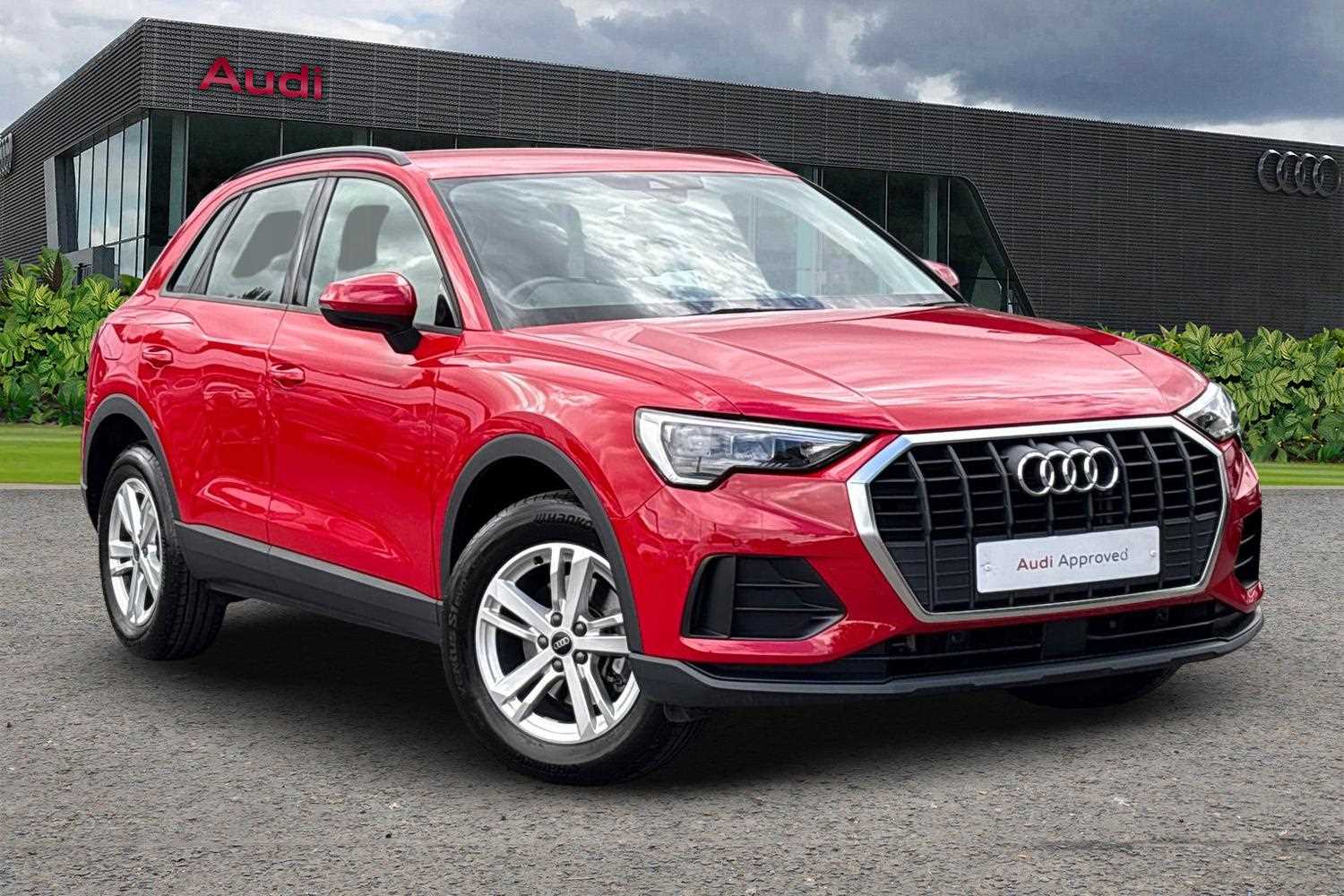 Main listing image - Audi Q3