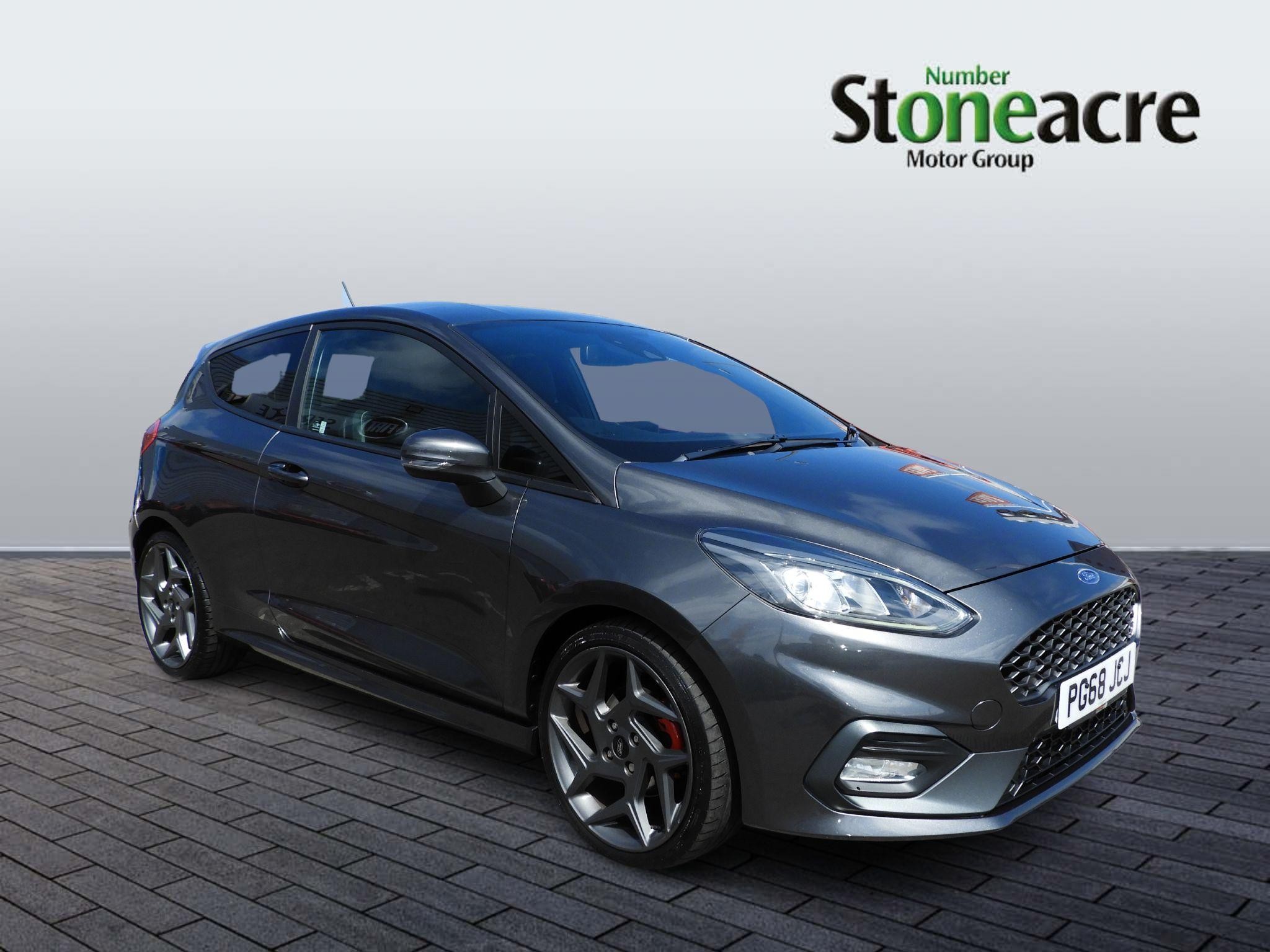 Main listing image - Ford Fiesta ST