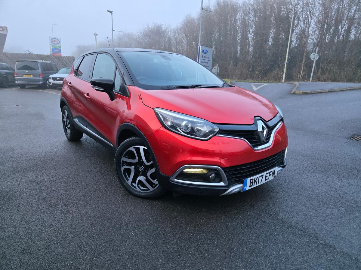 Main listing image - Renault Captur