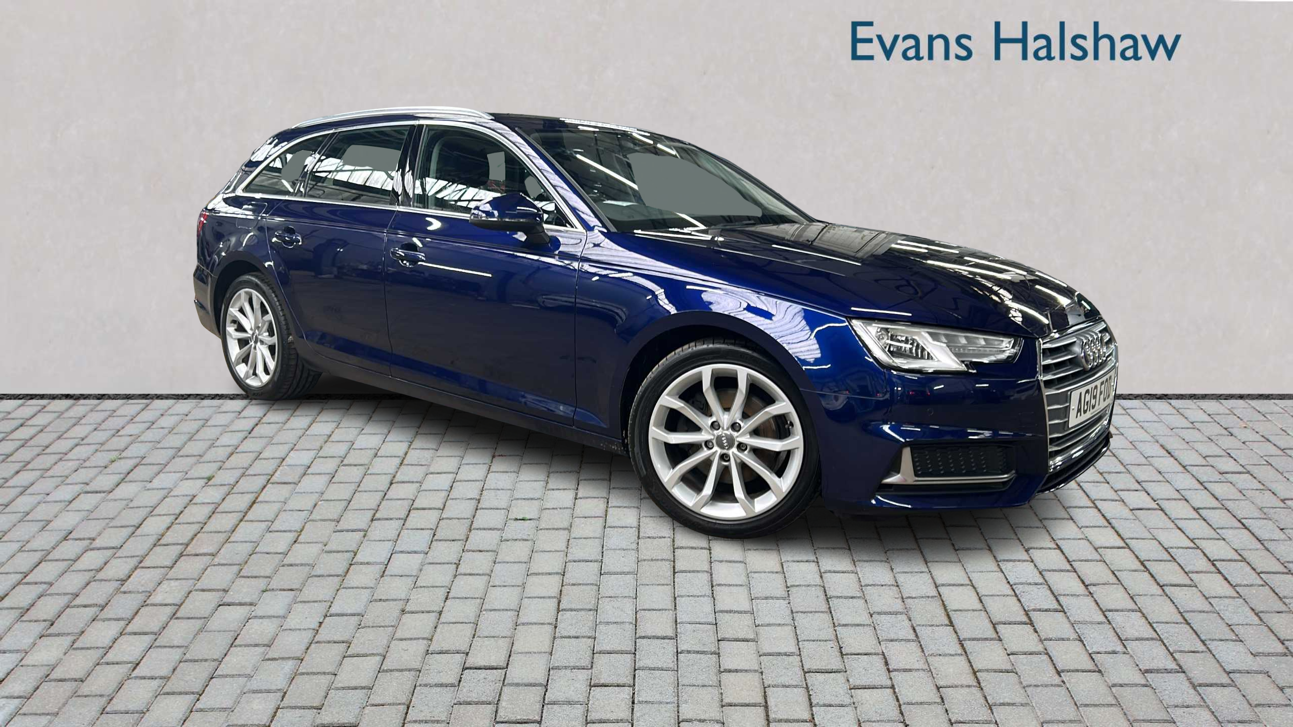 Main listing image - Audi A4 Avant