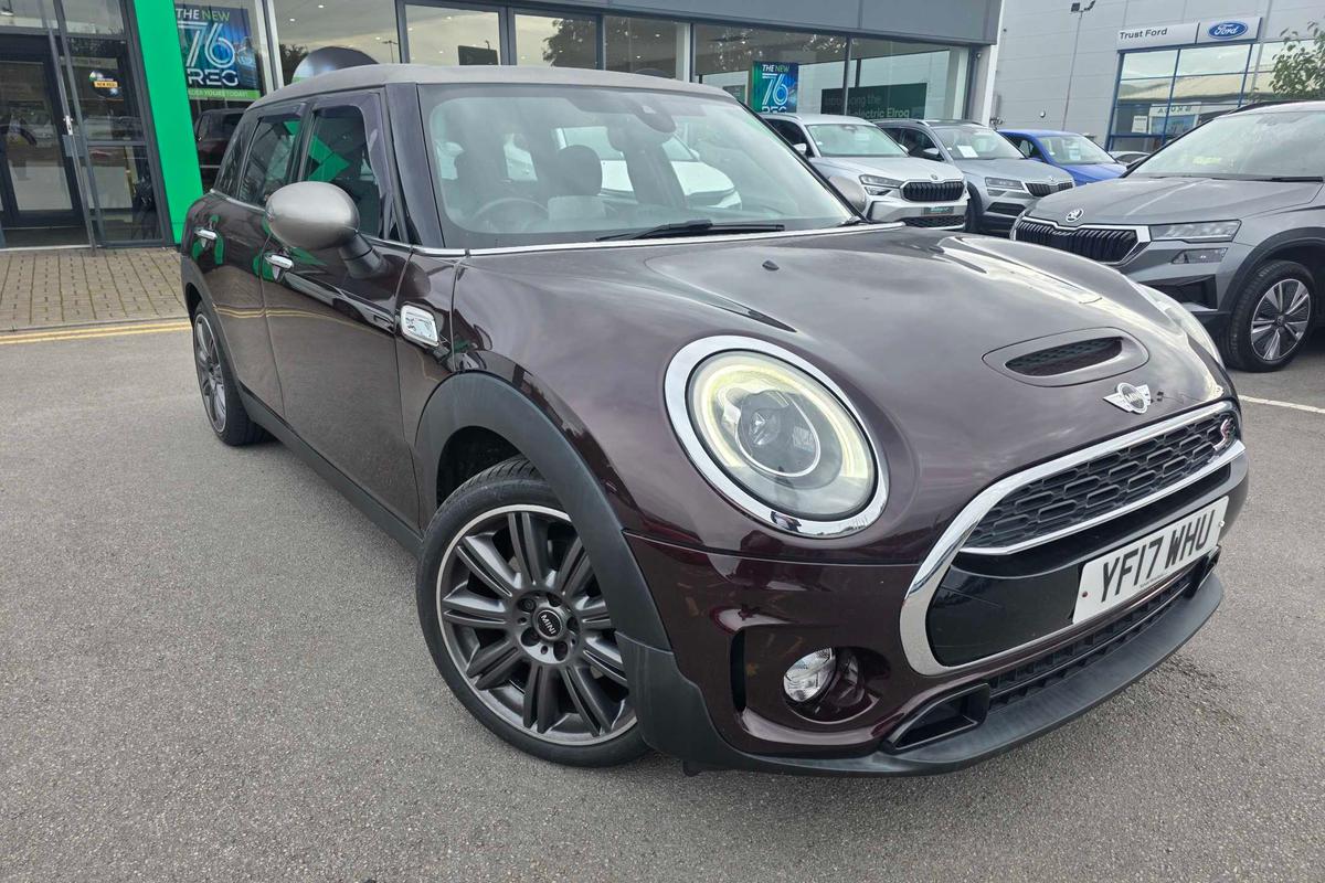 Main listing image - MINI Clubman