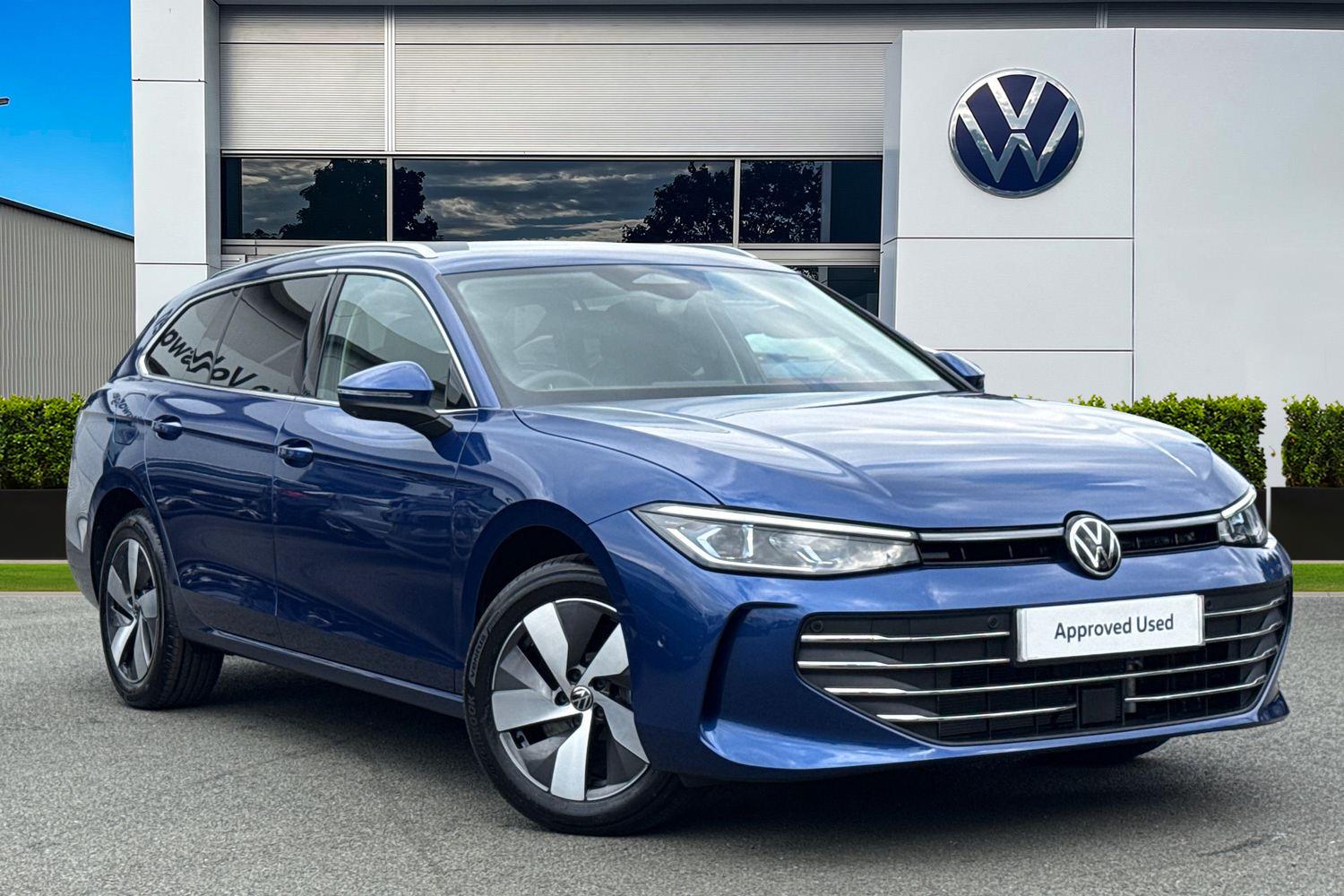 Main listing image - Volkswagen Passat