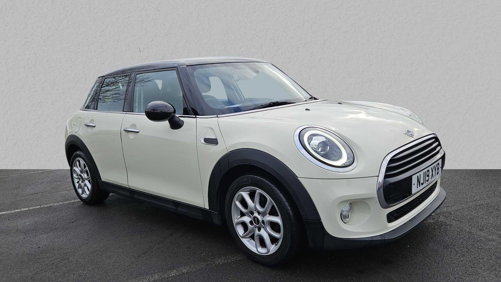 Main listing image - MINI Hatchback 5dr