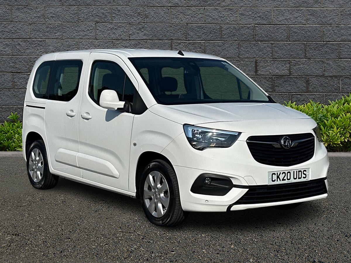 Main listing image - Vauxhall Combo Life