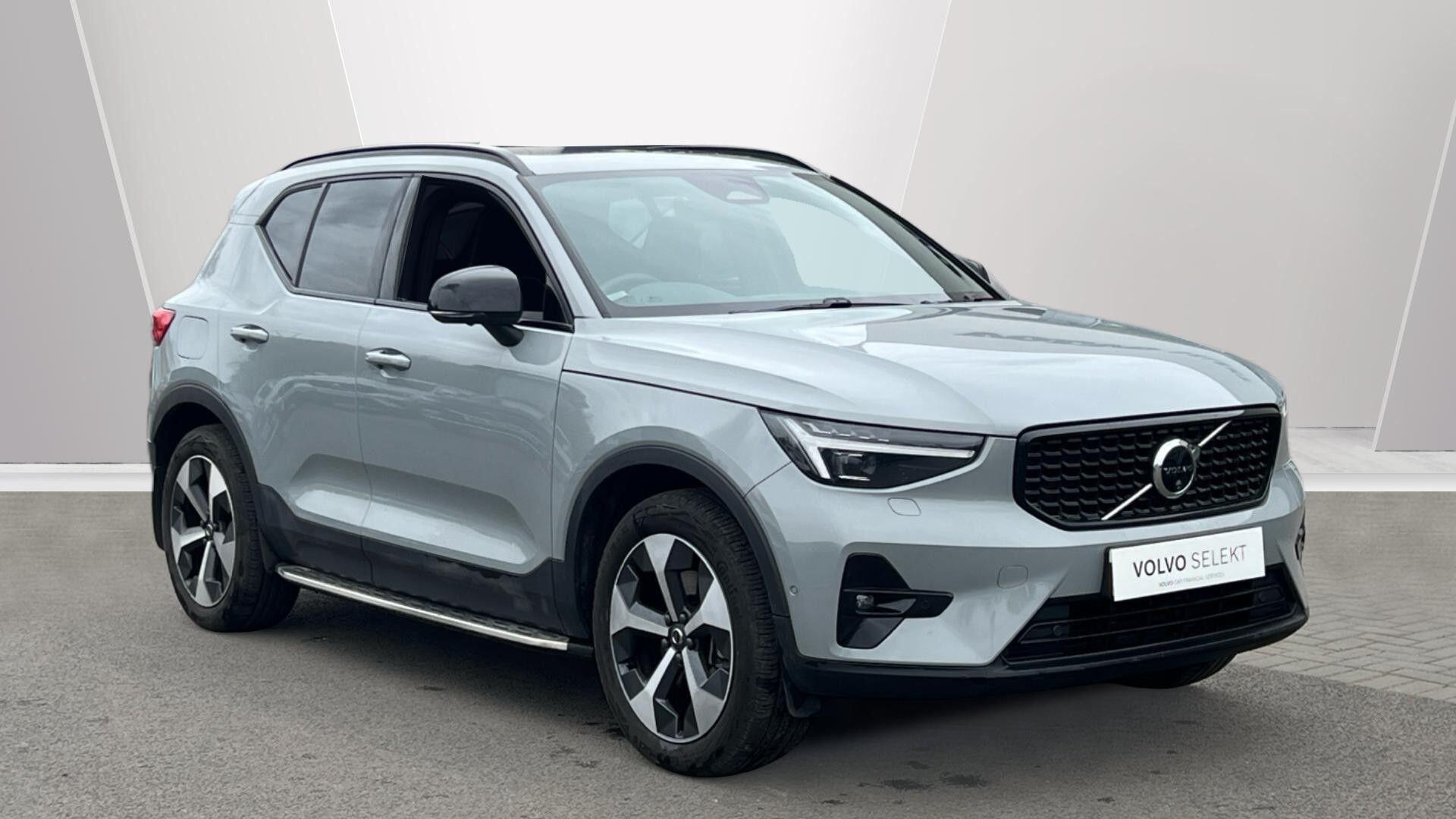 Main listing image - Volvo XC40