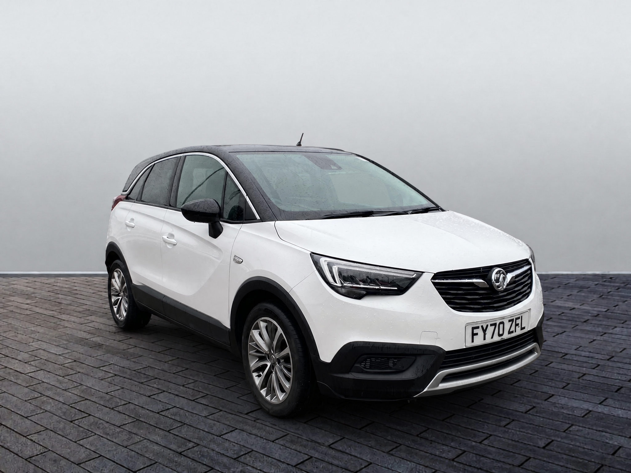 Main listing image - Vauxhall Crossland X