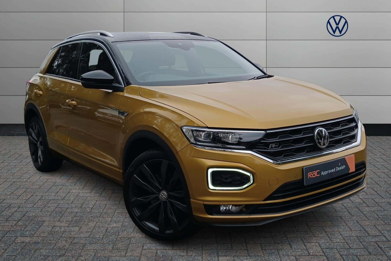 Main listing image - Volkswagen T-Roc