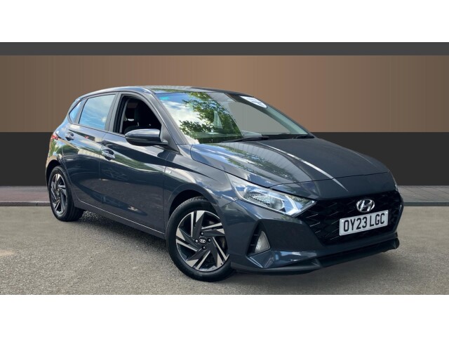 Main listing image - Hyundai i20