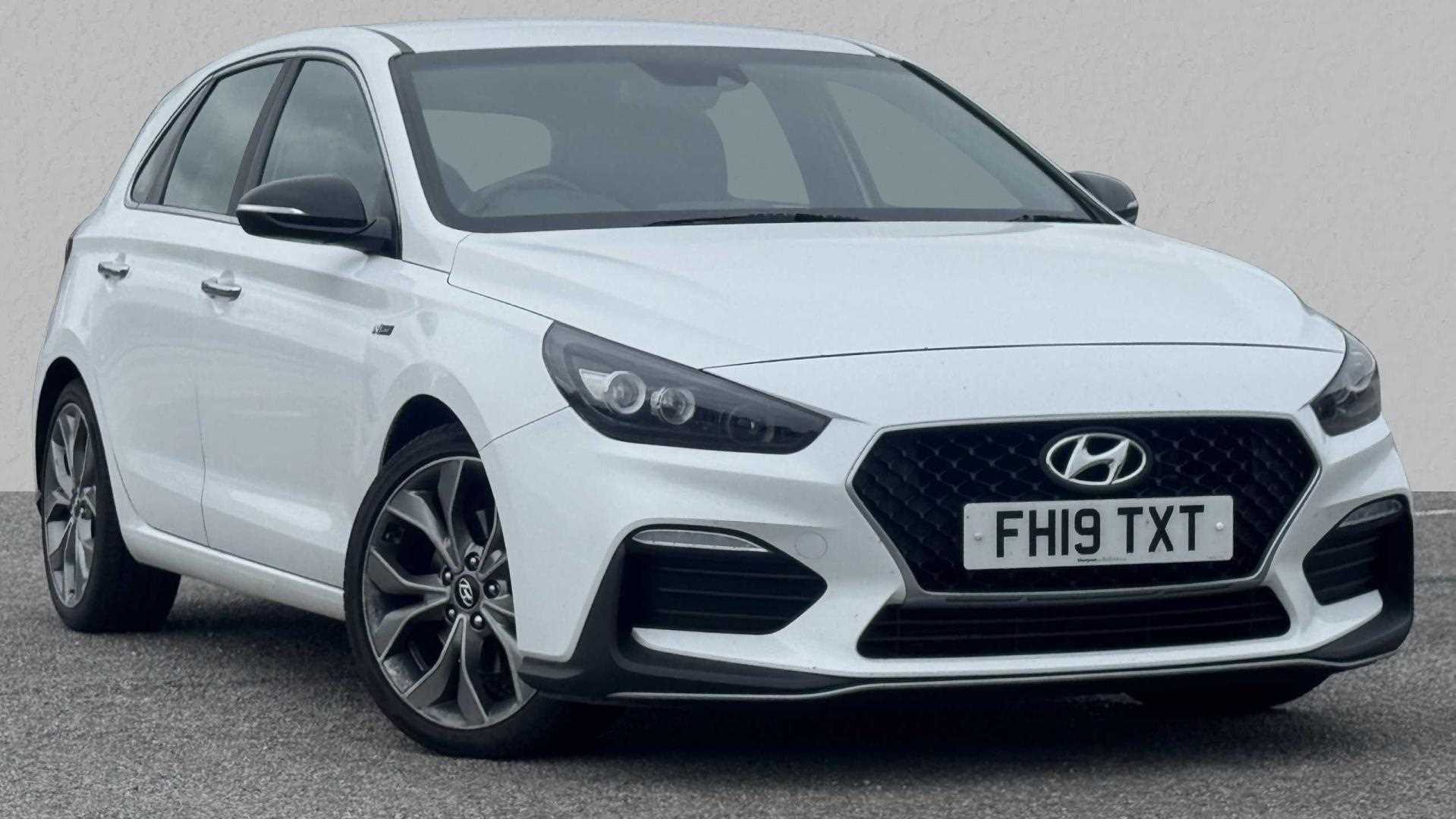 Main listing image - Hyundai i30