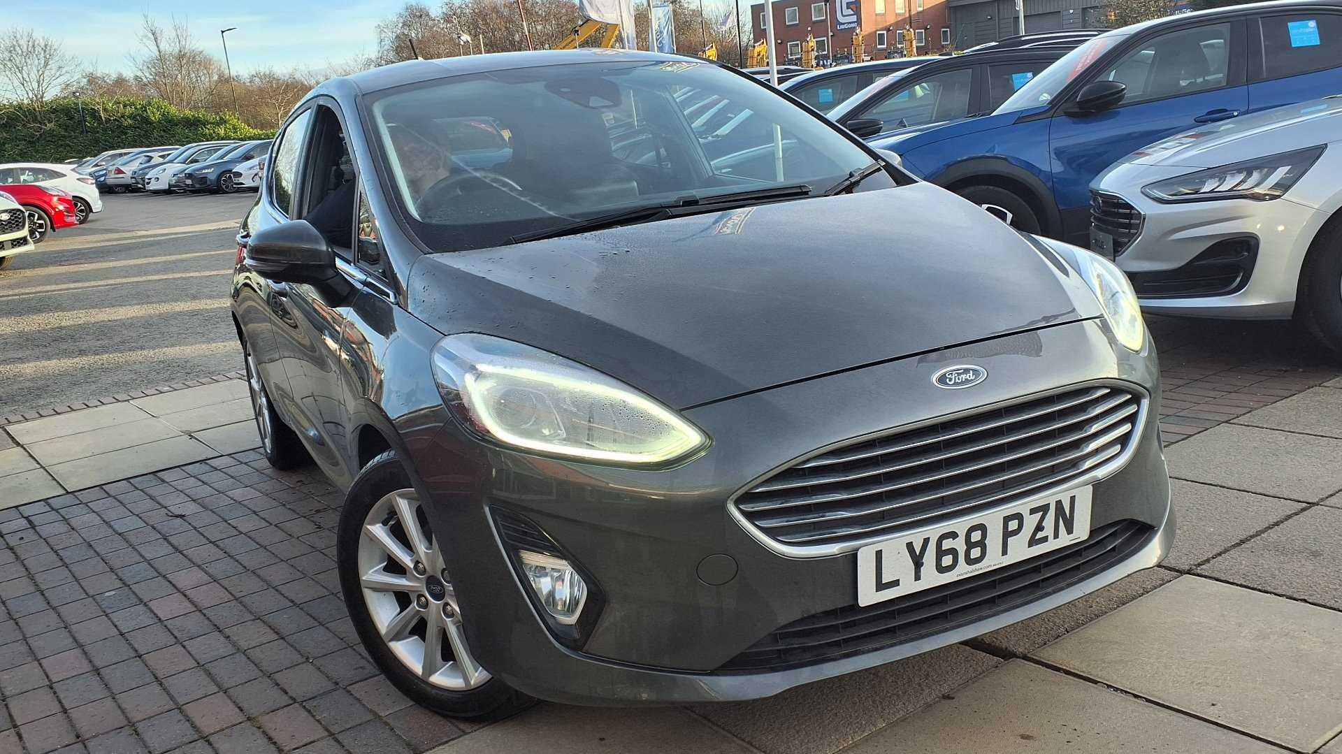 Main listing image - Ford Fiesta